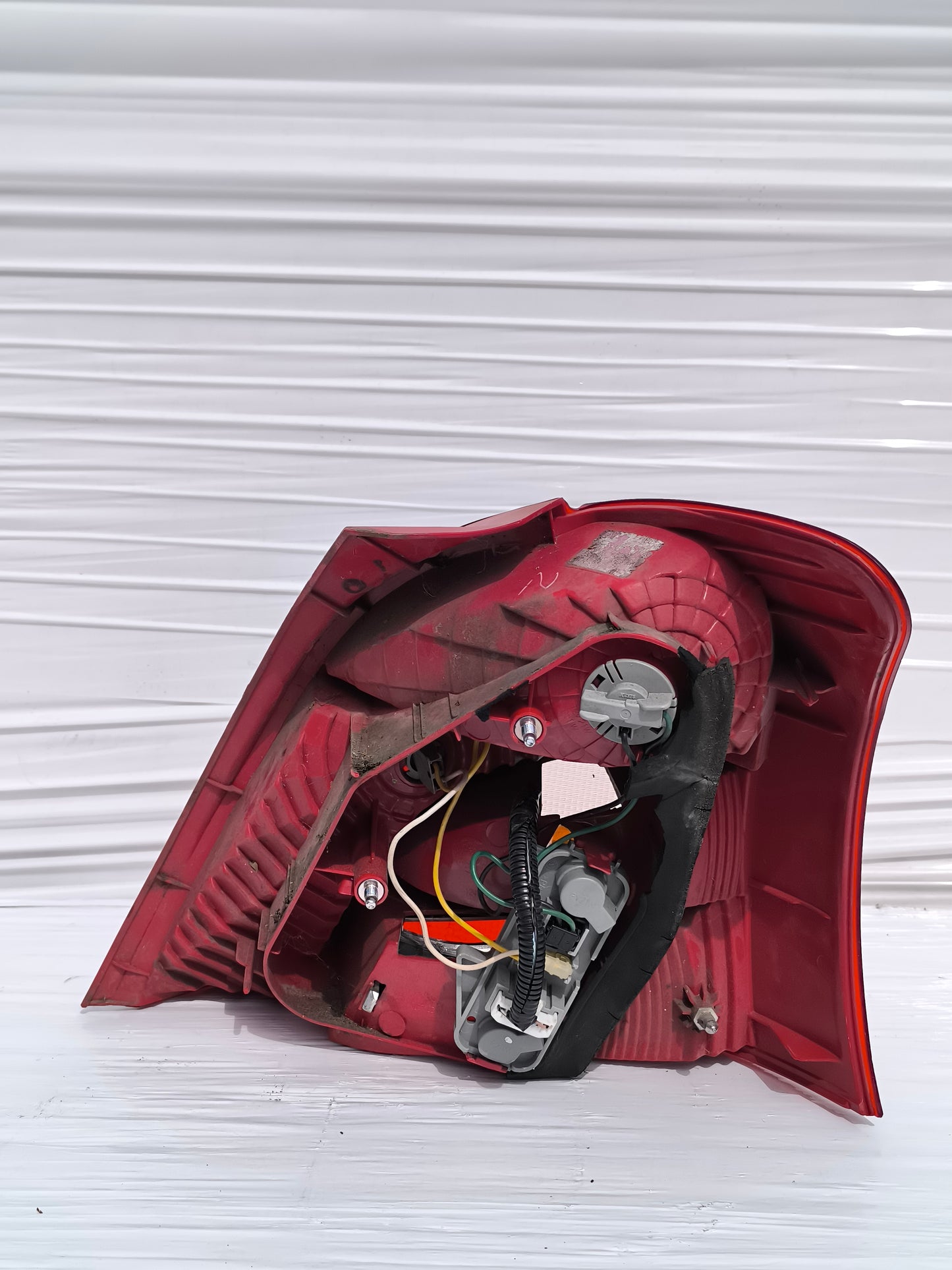 Fanale posteriore sx Toyota Yaris II (XP90) anno 2006-2009 ecoAG8388