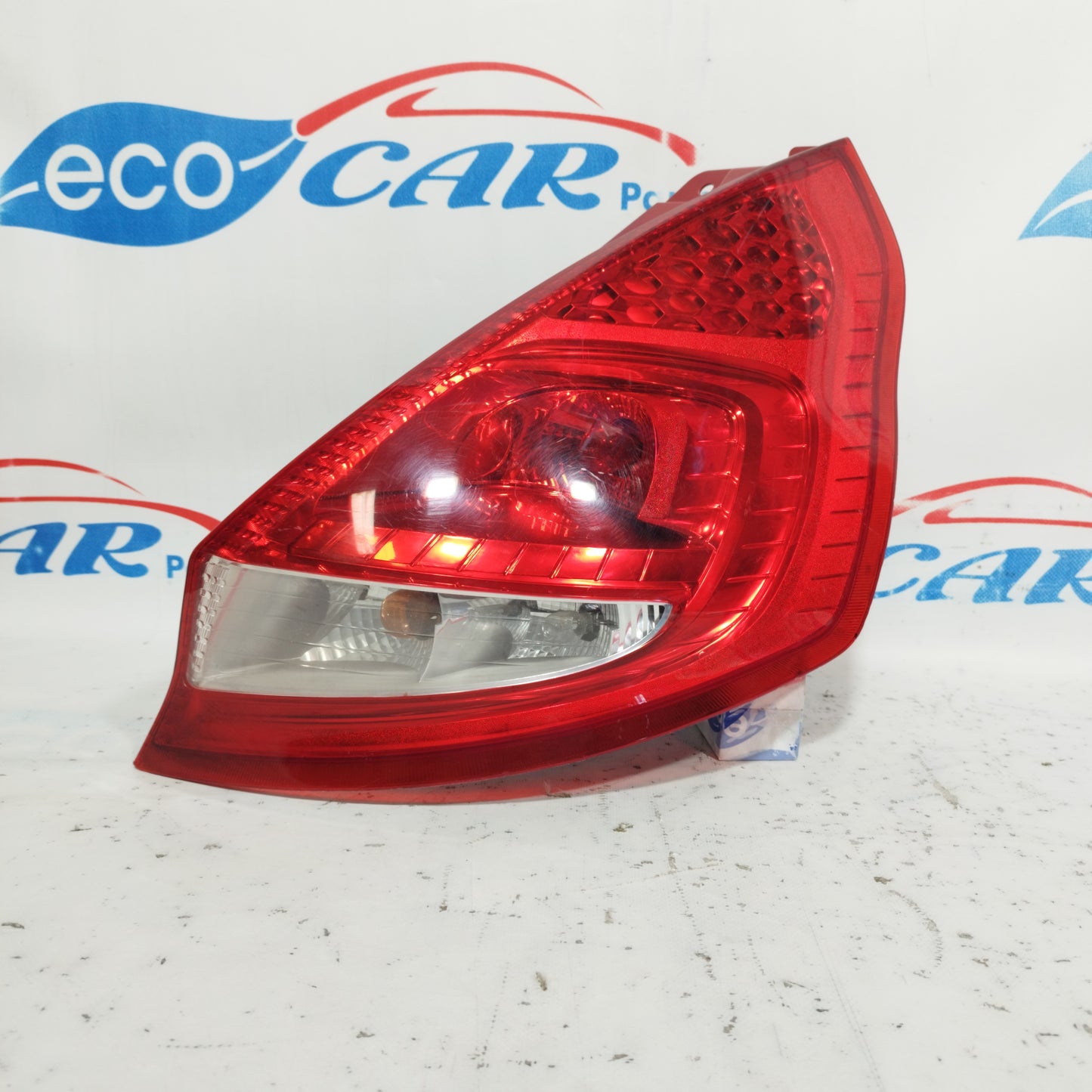 Ford Fiesta 2010 ecoAC8489 right rear light