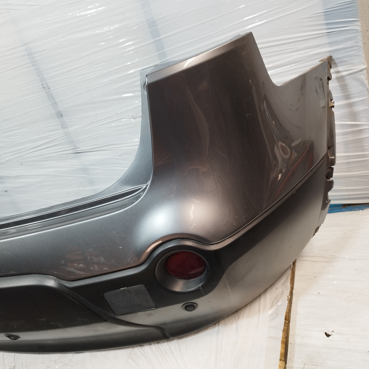 Paraurti posteriore grigio scuro Nissan Qashqai+2 (J10 / JJ10) 2010-2013 Restyling cod: 85022EY10h ecoAC16938