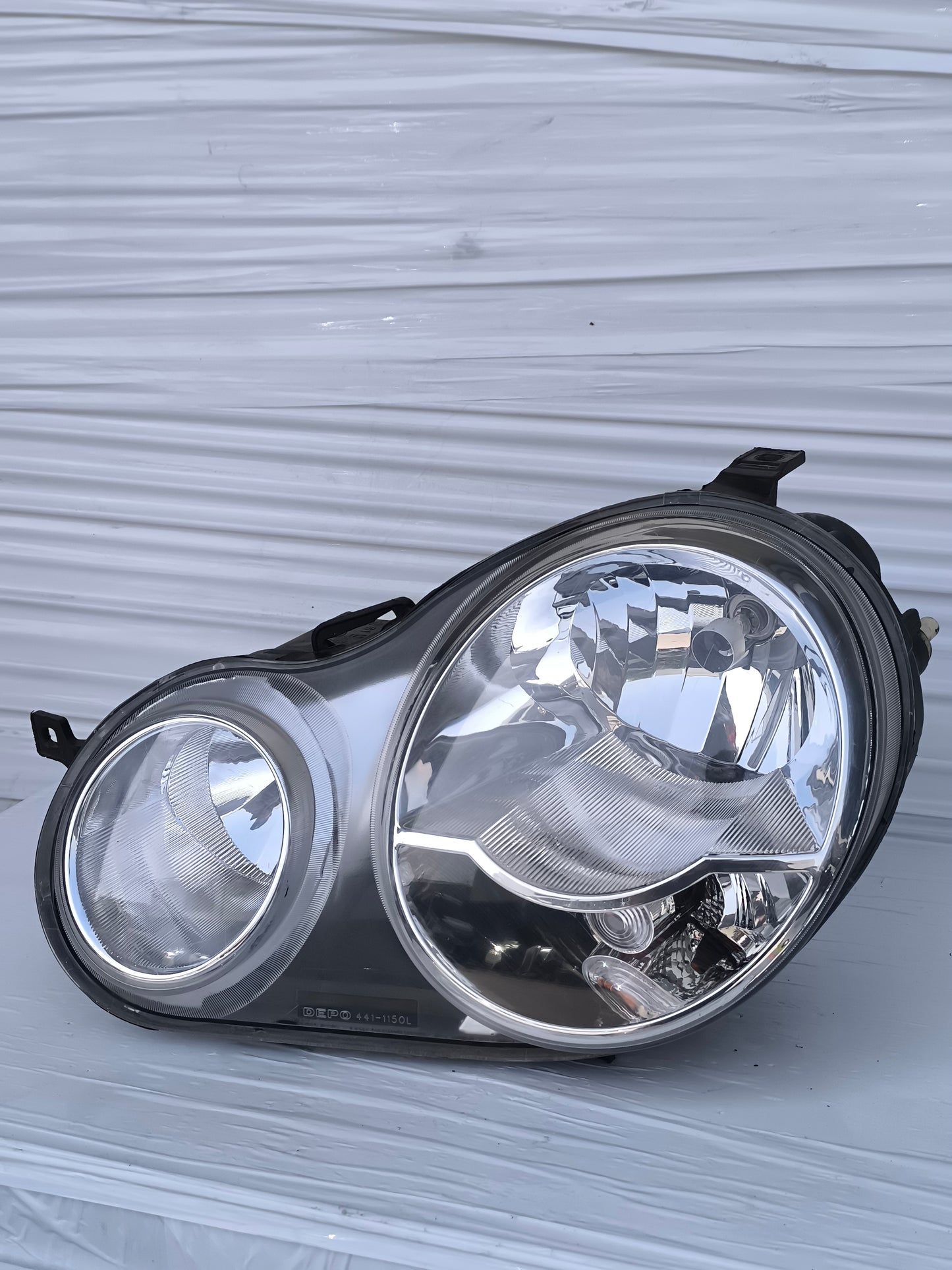 Fanale anteriore sx Volkswagen Polo (9N) 2003-2005 DEPO ecoAG8547