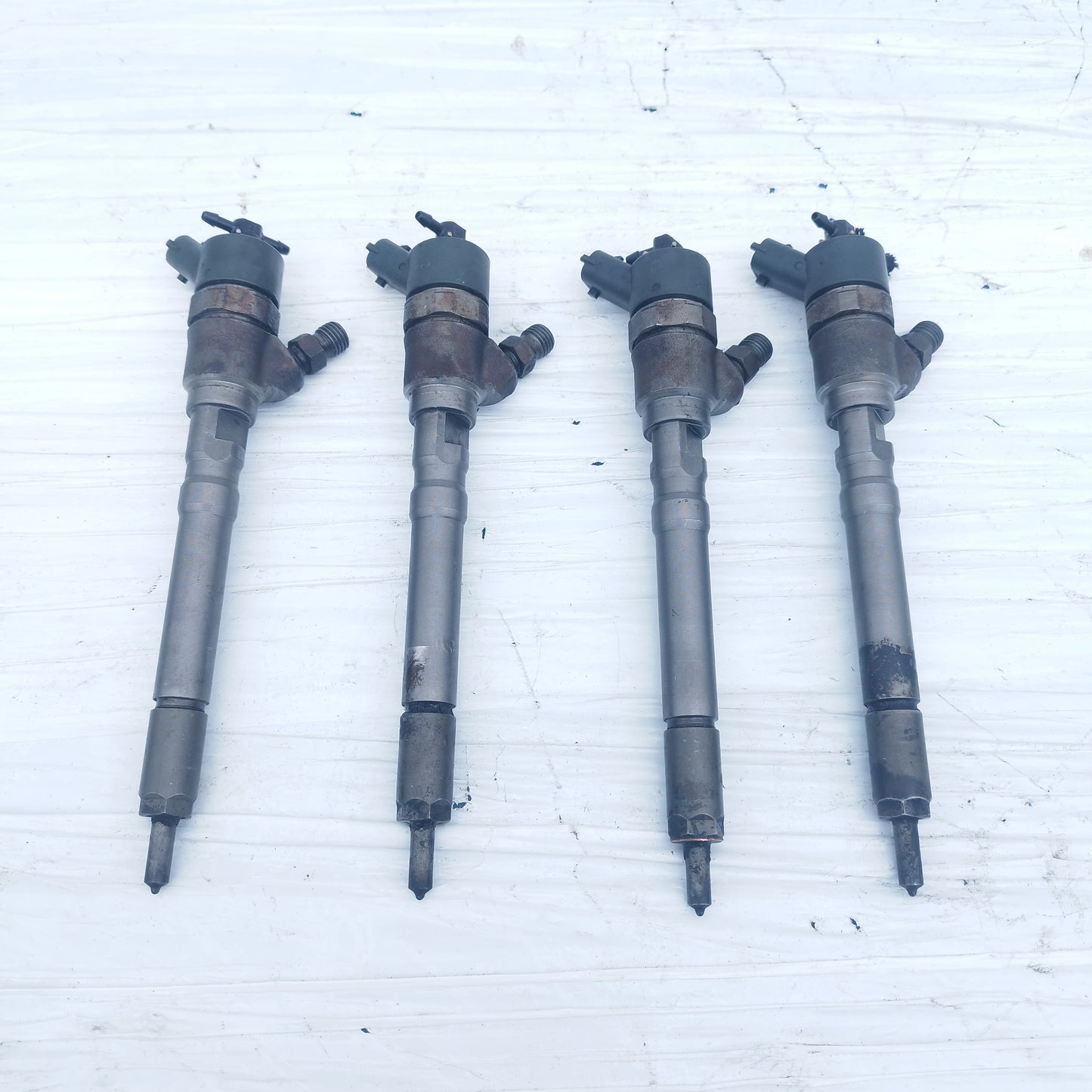 Iniettori Bosch Hyundai / Kia 1.5 / 2.0 CRDI 2001-2010 cod: 0445110064 / 33800-27000 ecoAC15712