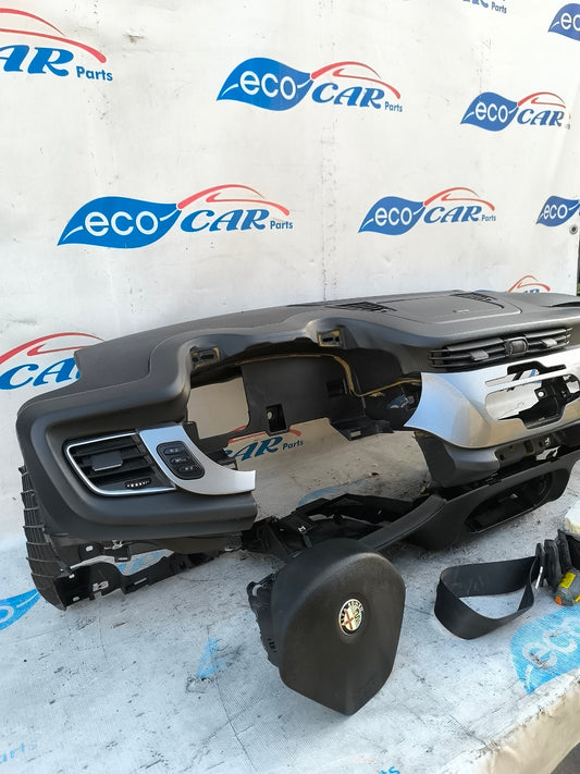 Alfa Romeo Giulietta 2012 Airbag-Kit, Code: 50520767 ecoAG5880