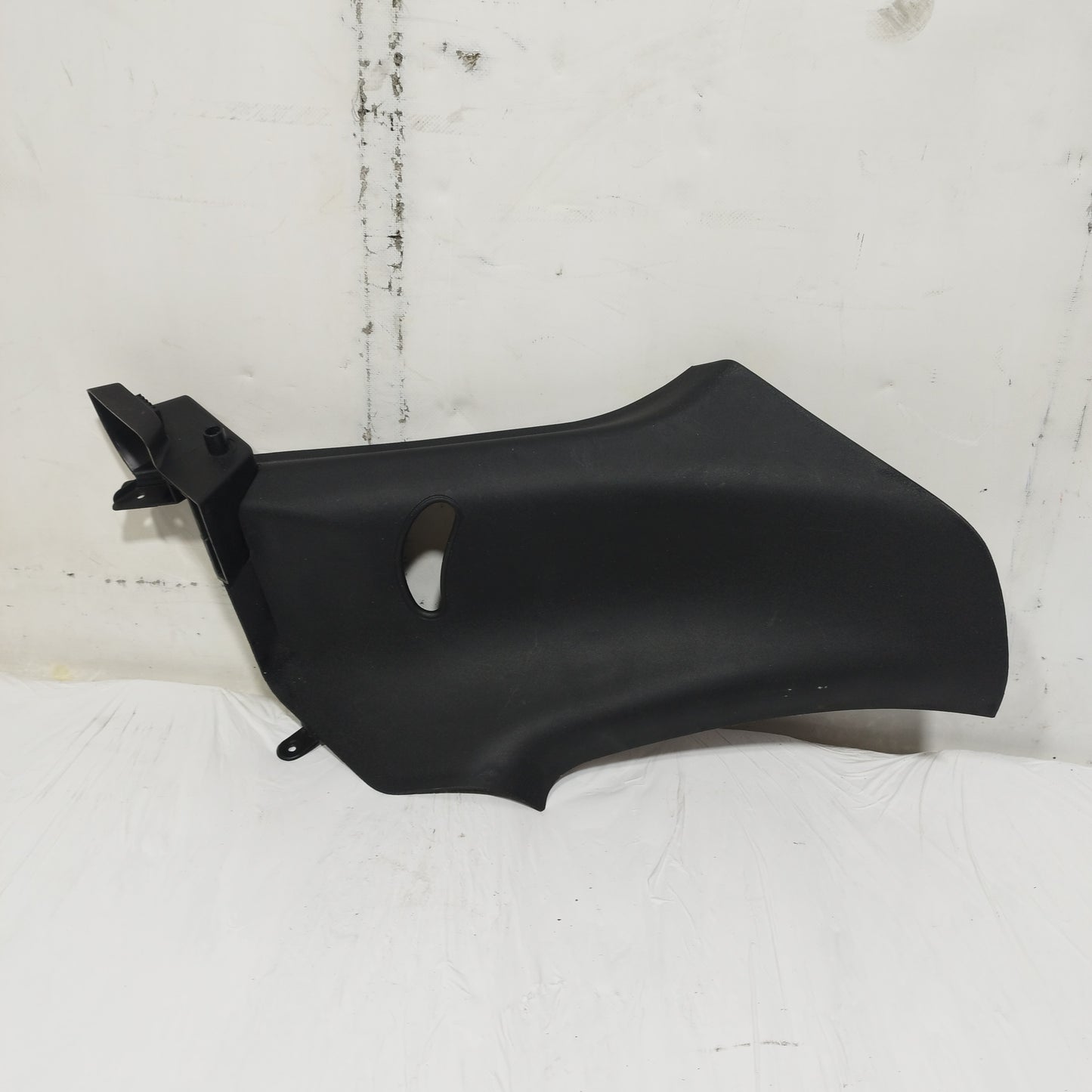 Rivestimento montante posteriore sx Fiat 500 (312) 2007-2024 cod: 735426822 ecoAC15629