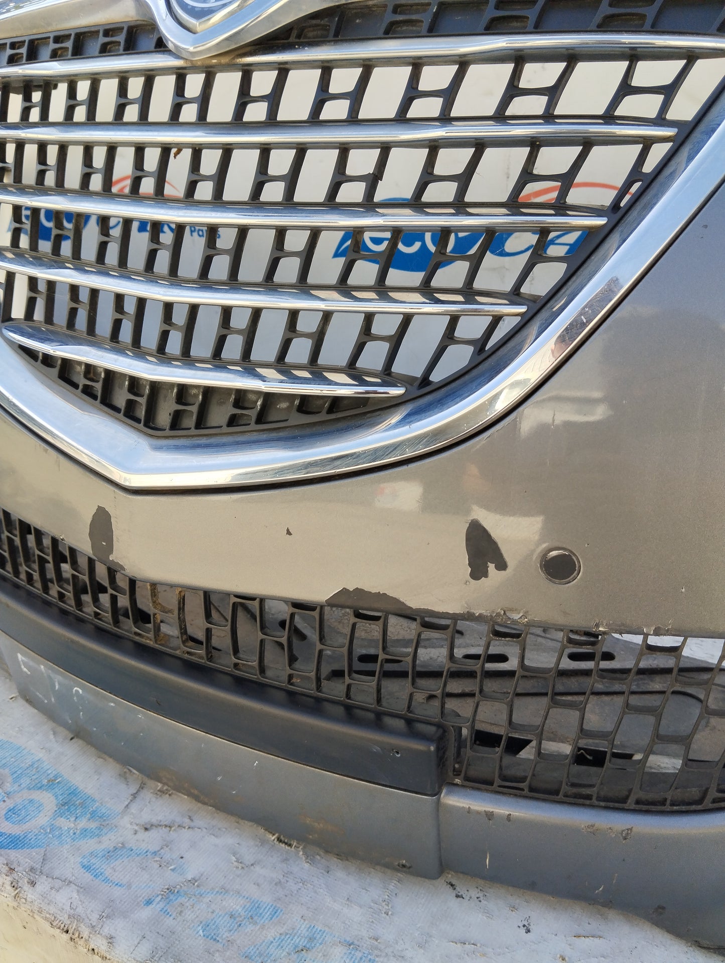 Paraurti anteriore grigio maserati Lancia Delta 2010 ecoAG5654