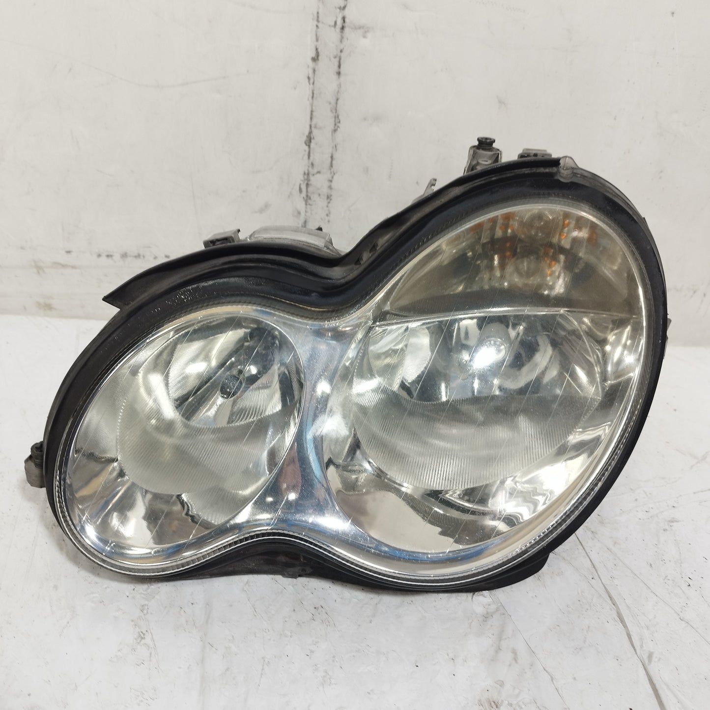 Fanale anteriore sx Mercedes Classe C W203 2004-2007 cod: 0301166207 ecoAC16615