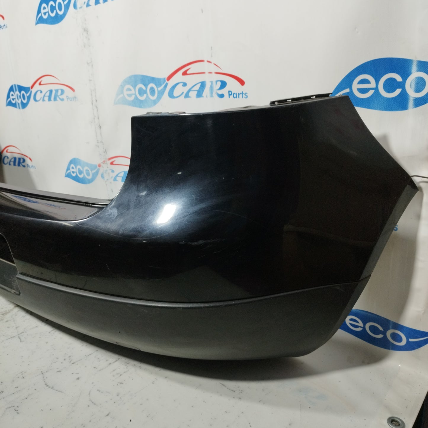 Schwarze Heckstoßstange für Volkswagen Golf 5 2006 ecoAC7635