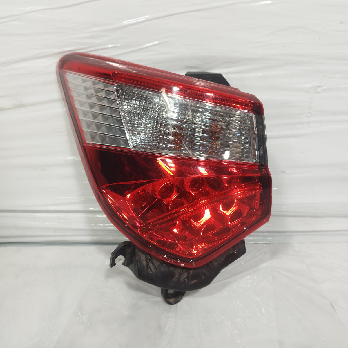 Fanale posteriore sx a led Toyota Yaris III (XP130) Restyling 2017-2020 ecoAC17241