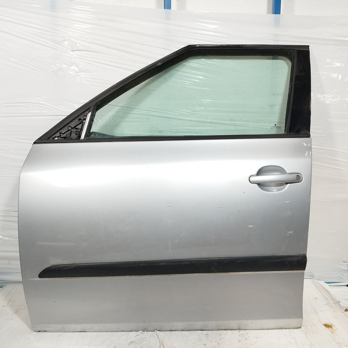 Sportello anteriore sx grigio Skoda Fabia II (5J) 2007-2014 ecoAC17082