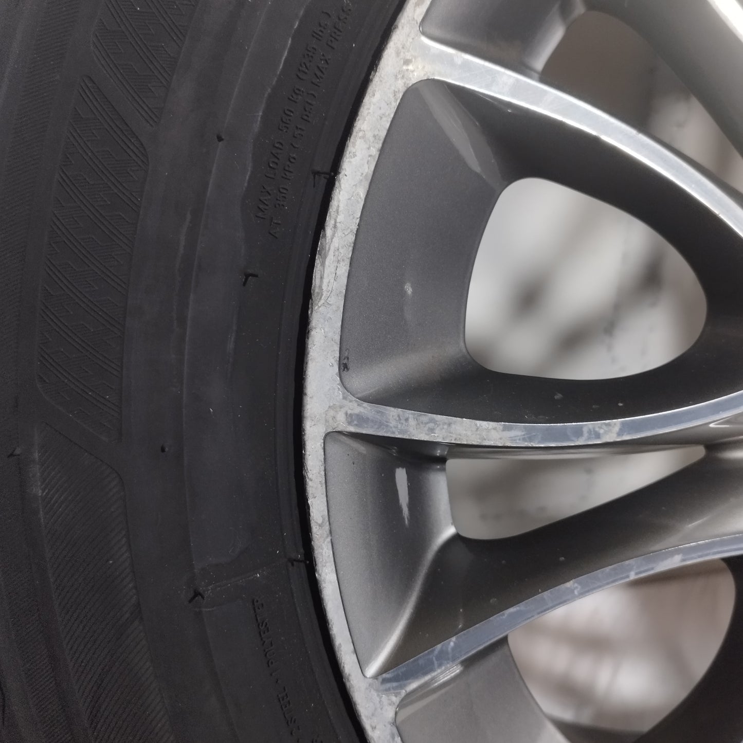 Cerchi in lega con gomme Fiat punto Evo 2012 ecoAC15266