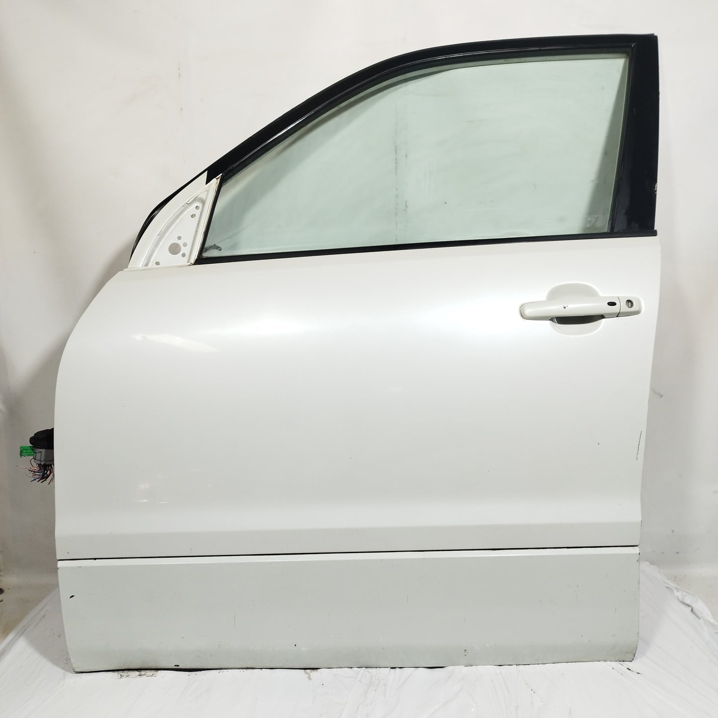 Sportello anteriore sx bianco perlato Suzuki Gran Vitara 2008 ecoAC14740