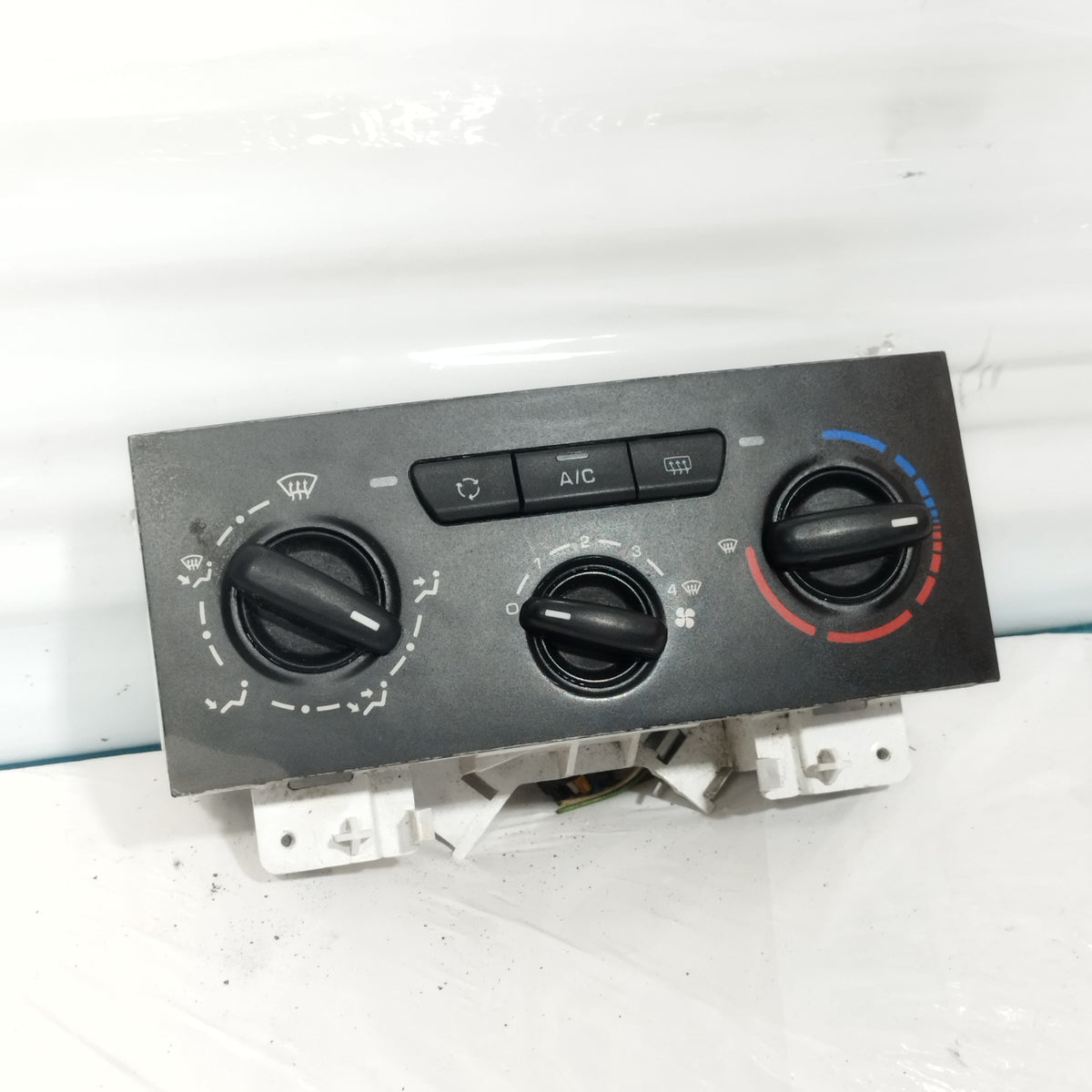 Pulsantiera aria condizionata Fiat Scudo II (270/272) 2007-2016 cod: 1400153380 ecoAC17097