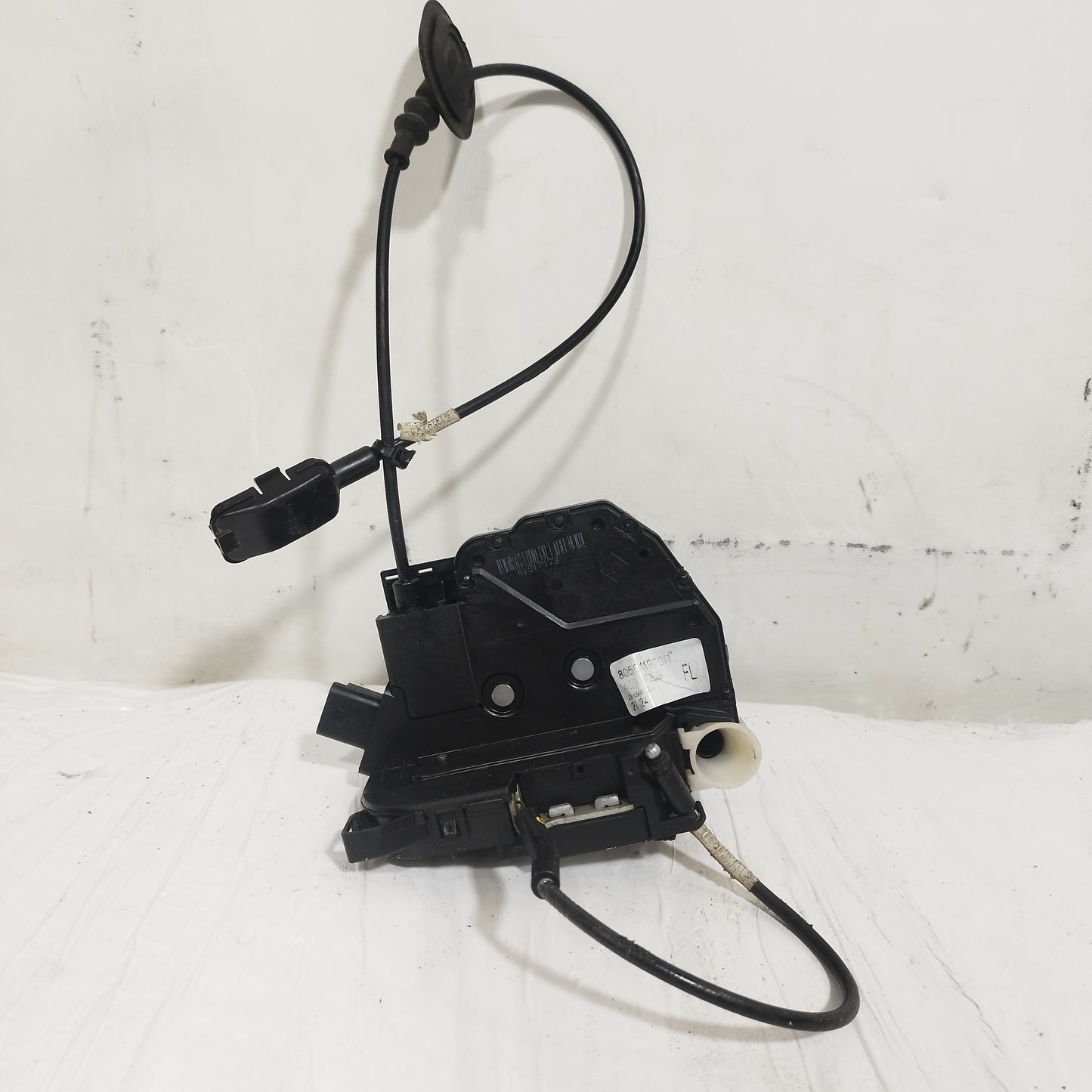 Serratura anteriore sx Renault Clio IV serie (BH / KH) 2012-2019 4 pin cod: 40517203 ecoAC15641