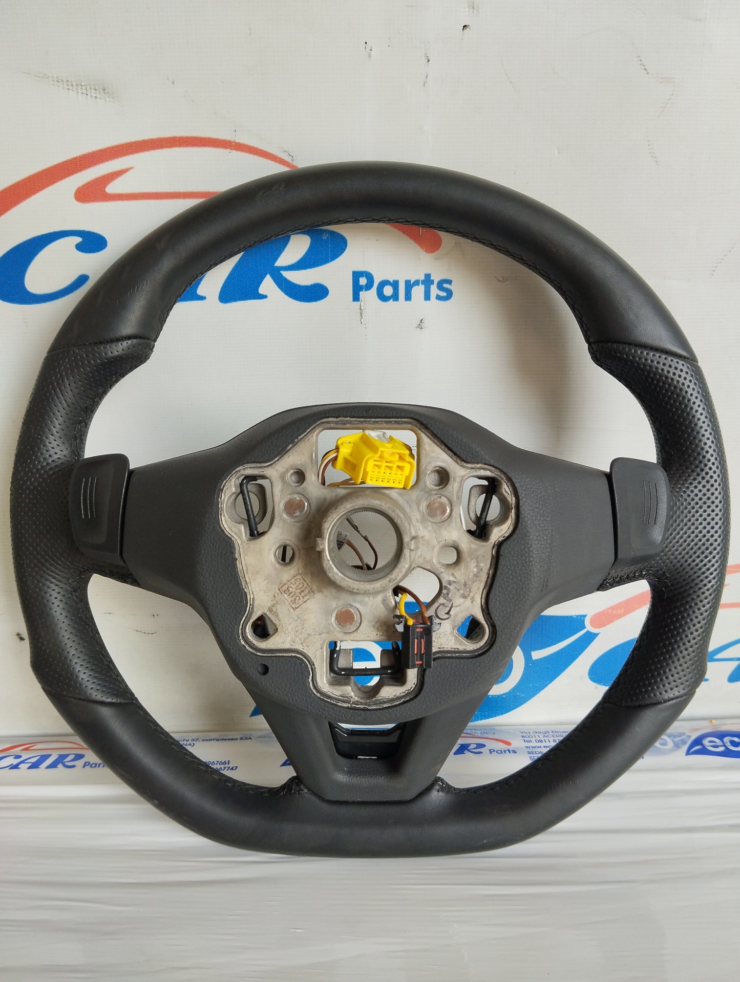 Volkswagen Golf 8 steering wheel complete with touch controls Cod. 3125999 ecoAG5552 slightly scratched