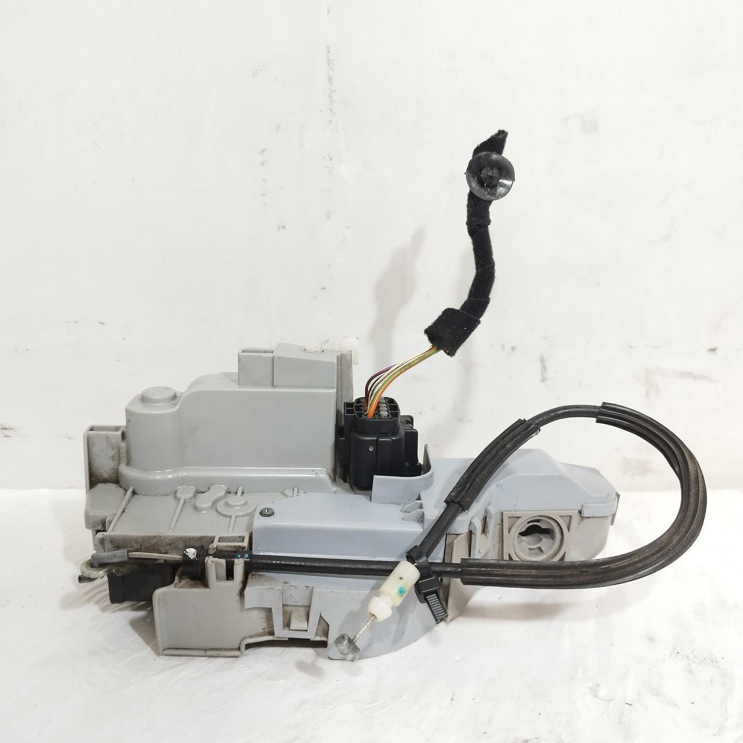 Serratura anteriore sx Lancia Delta III (844) 2008-2014 ecoAC16485