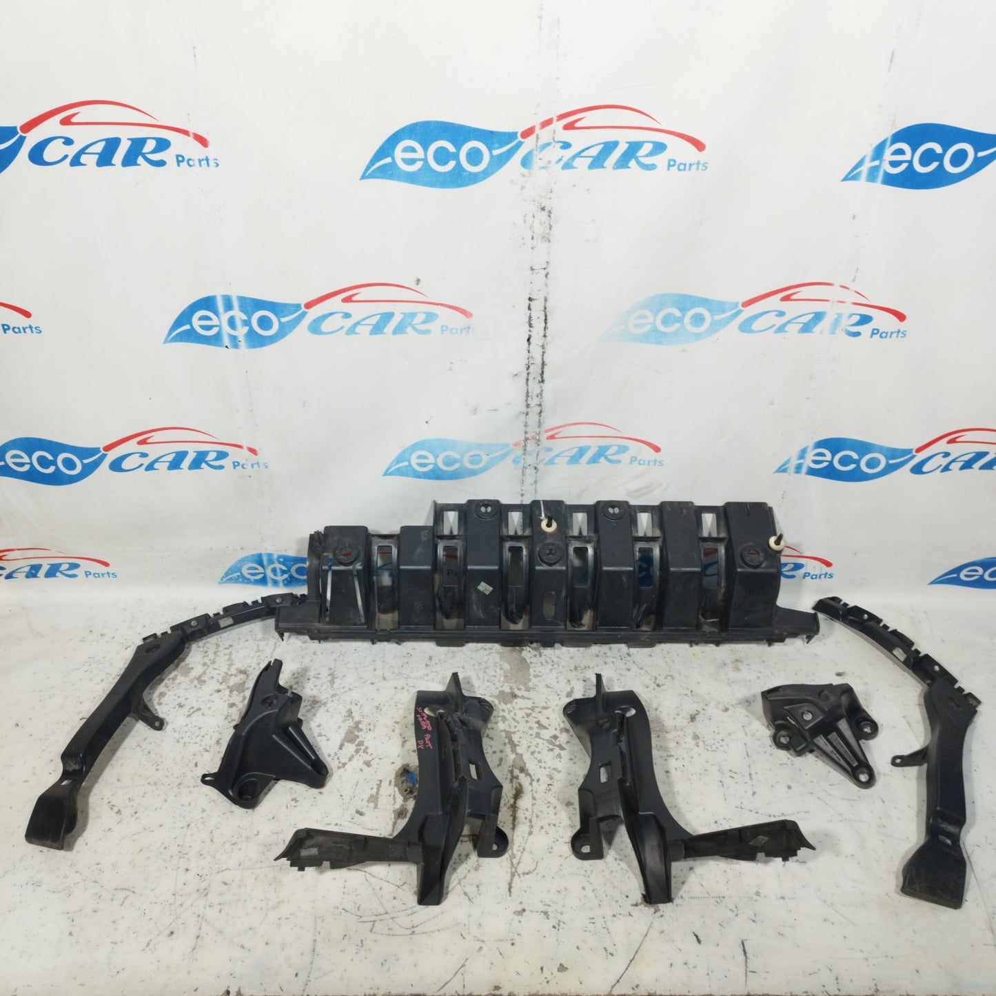 Komplettes Führungsset für die hintere Stoßstange Peugeot 3008 2011 ecoAC9605