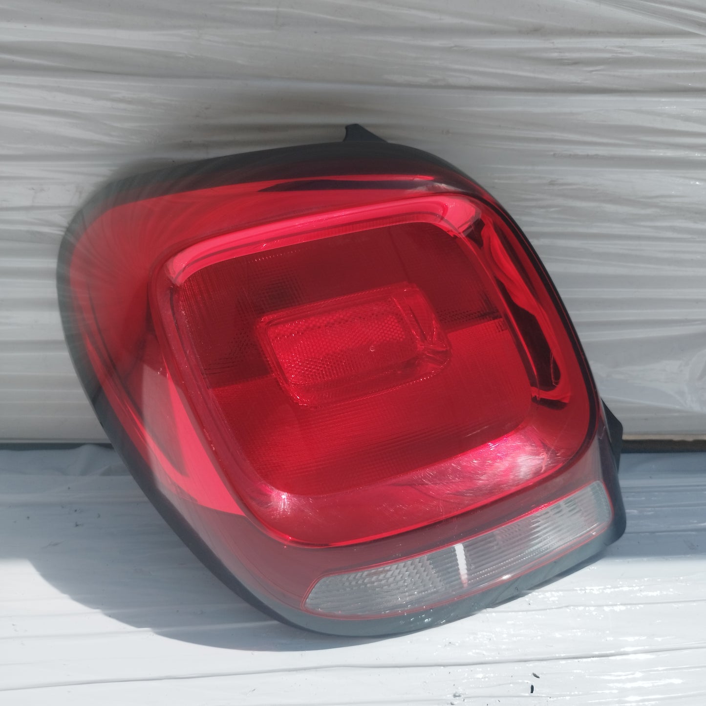 Fanale posteriore sx Citroen C1 2016 cod: 81560-0H152 ecoDM215