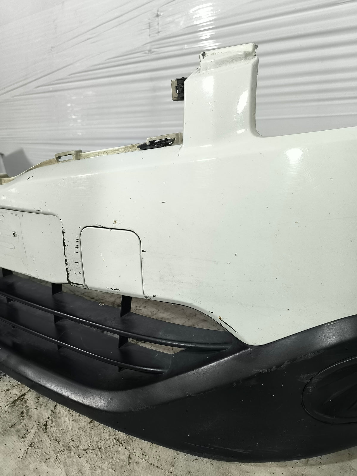 Paraurti anteriore bianco Nissan Qashqai (J10) 2010-2013 ecoAG9699