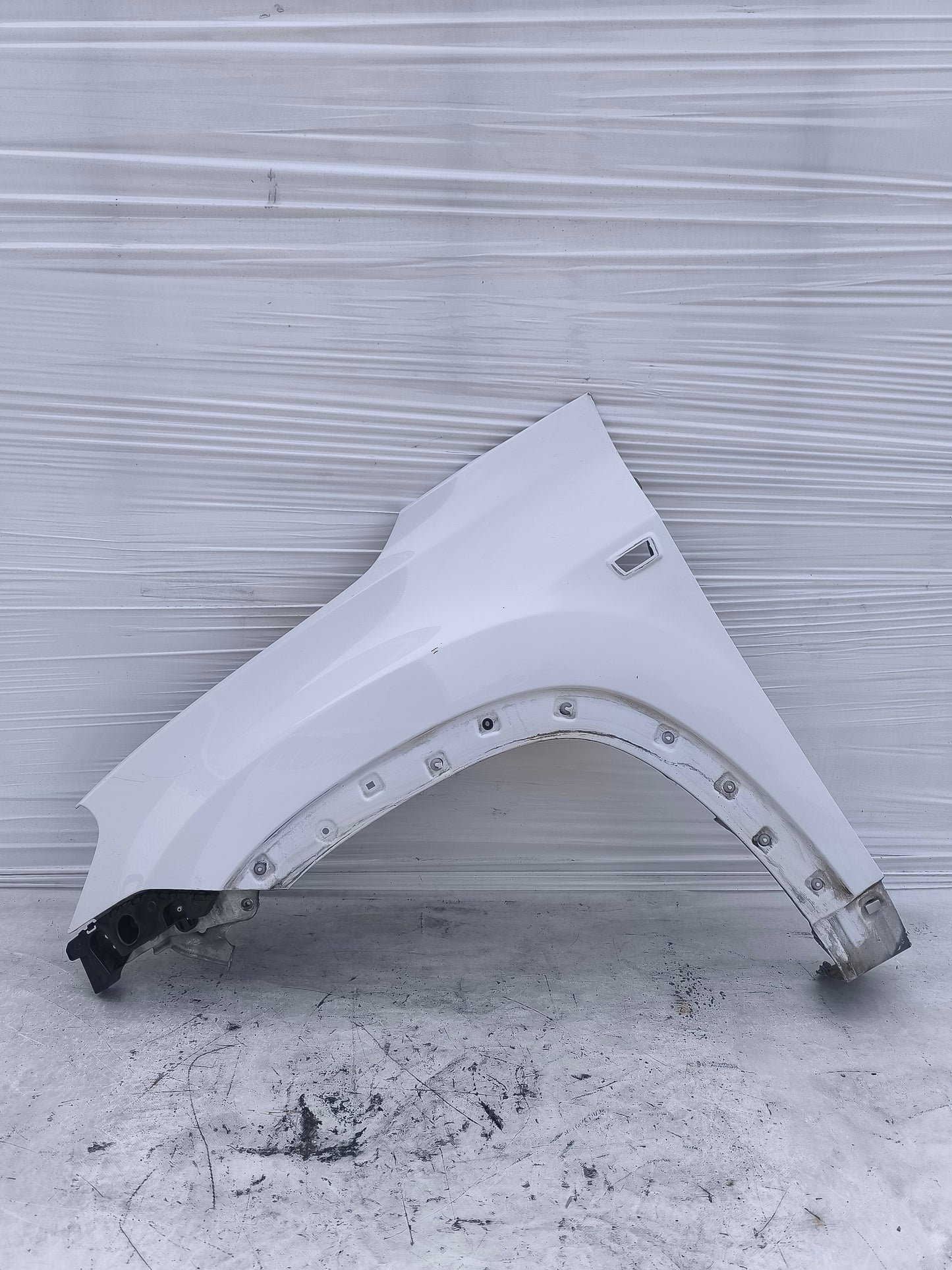 Parafango sx Chevrolet Orlando anno 2011-2015 bianco ecoAG8210
