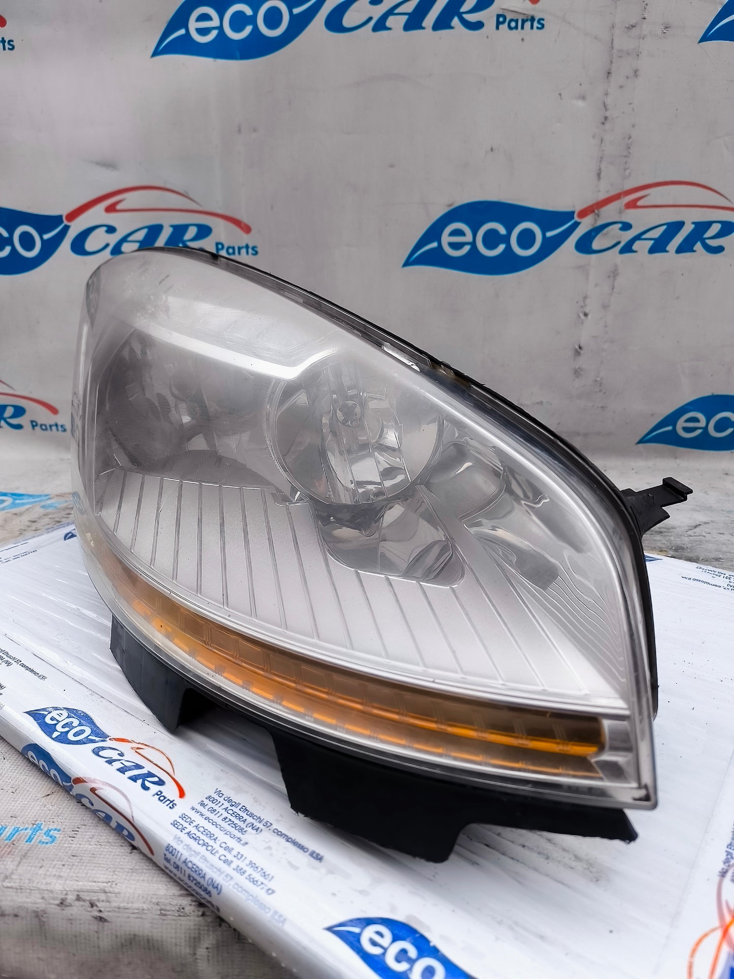 Front right light Citroen C4 Picasso 2005 ecoAG6103