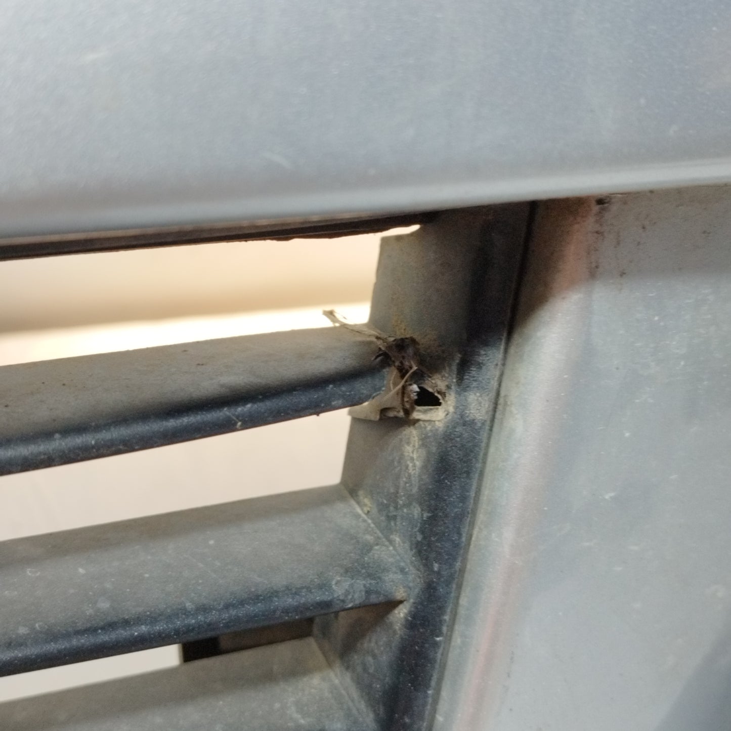 Front Bumper Grey Volkswagen Golf 5 2006 ecoAC12758