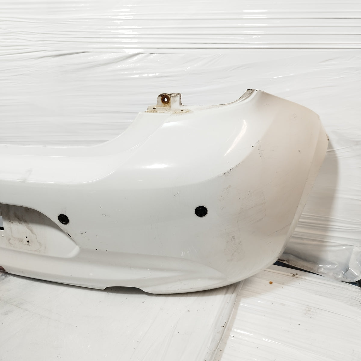 Paraurti posteriore bianco Nissan Micra K13 2013-2017 Restyling ecoAC17303