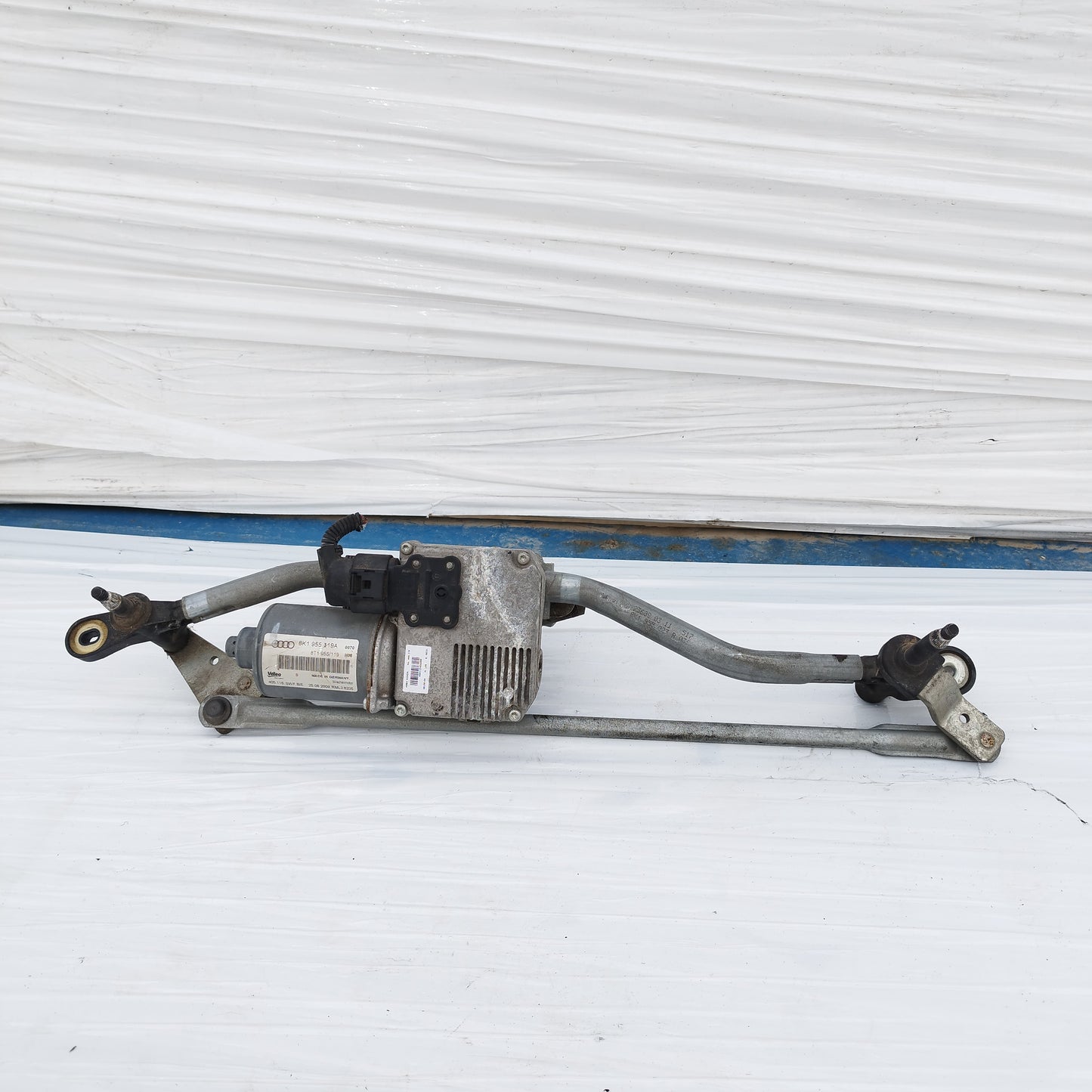 Motorino tergicristalli Audi A4 B8 2007-2015 4 pin cod: 8K1955119A ecoAC15826