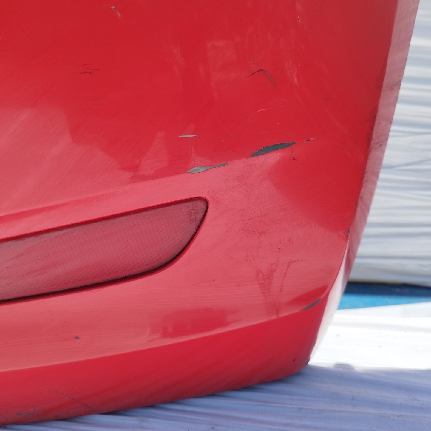 Paraurti posteriore rosso Hyundai I10 I (PA) 2011-2013 Restyling cod: 86611-0X210 ecoDM147