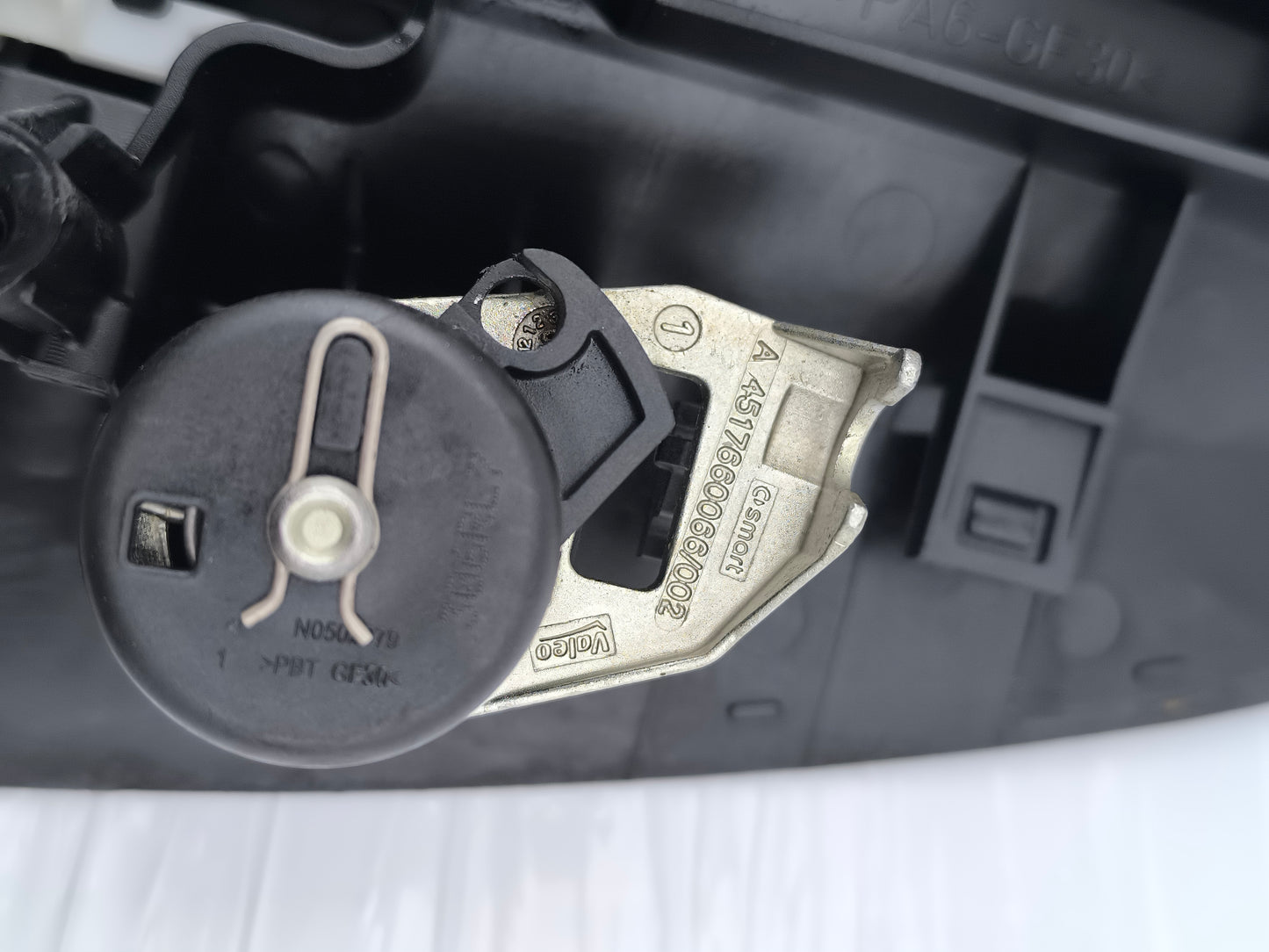 Maniglia esterna sx Smart 451 codice: a4517200175 ecoAG7811