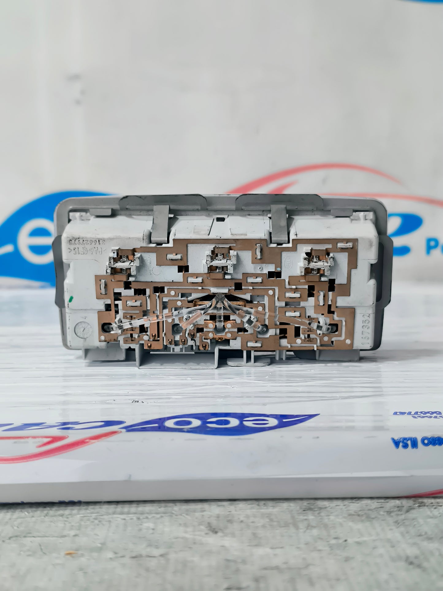 Courtesy light Opel Meriva B / Astra J / Insignia 2010 Cod. 13285100 ecoAG6247