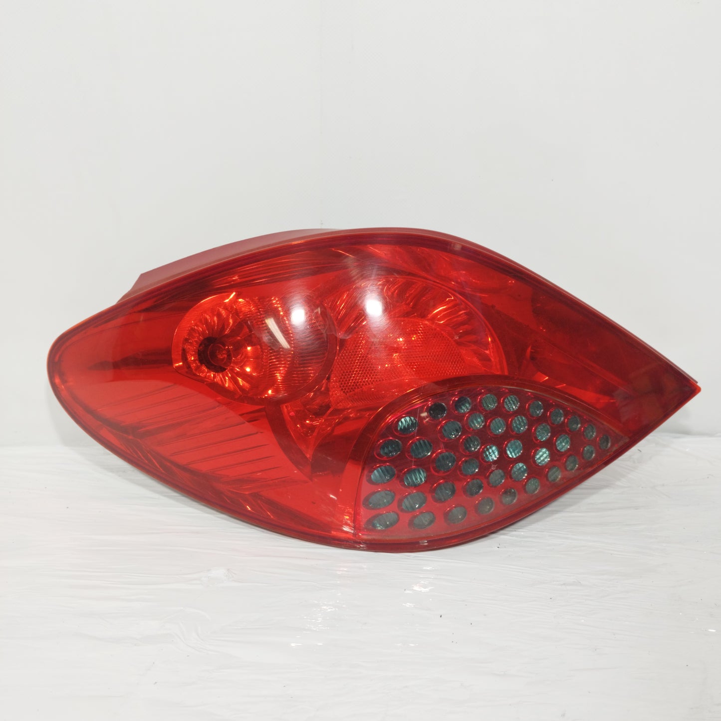 Linke Rückleuchte Peugeot 207 Cabrio 2007 ecoAC11063