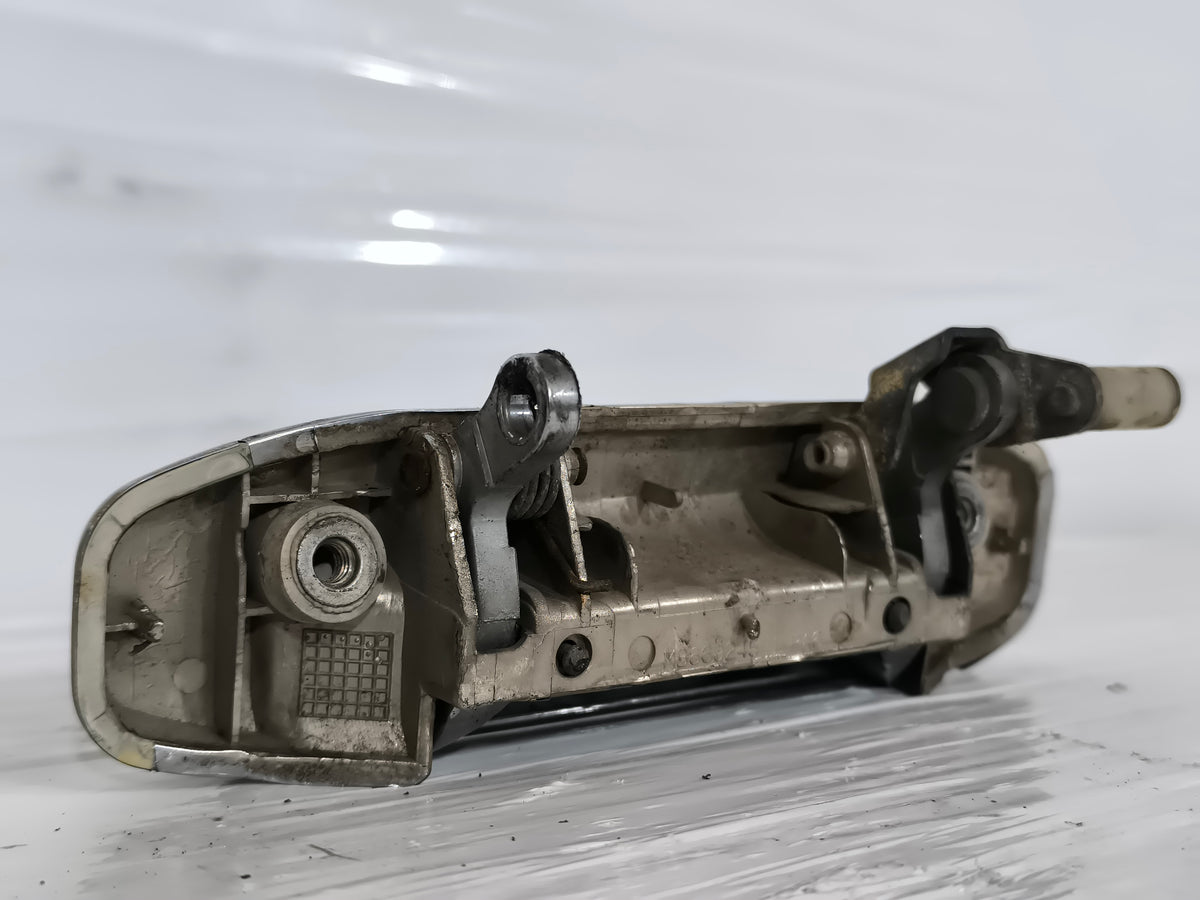 Maniglia esterna anteriore dx Mitsubishi Pajero II (V20) anno 1997-2000 cod: mb669245-1 ecoAG9918