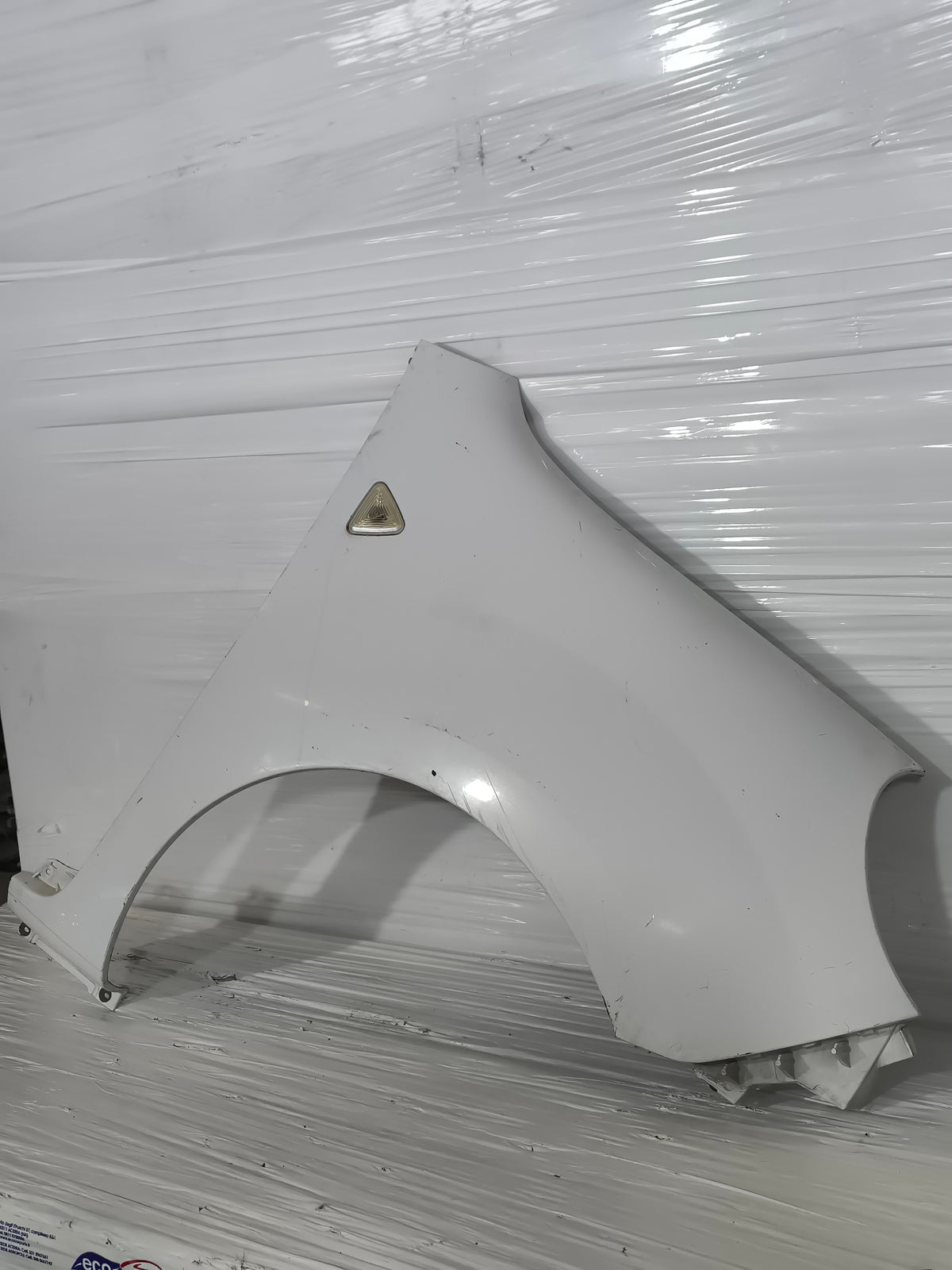 Parafango dx bianco Renault Kangoo II anno 2008-2013 ecoAG9828
