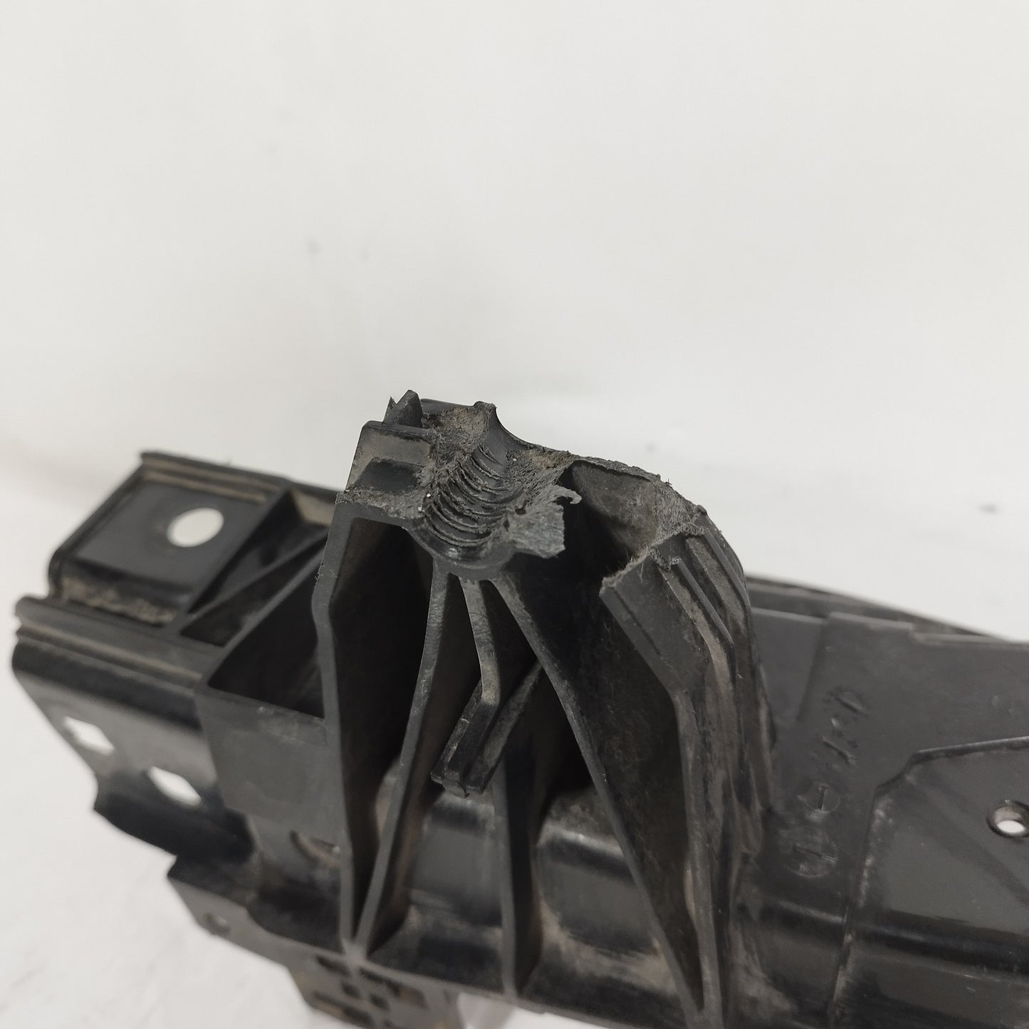 Traversa Batticofano Fiat Tipo 2017 Codice: 52087119 ecoAC13576