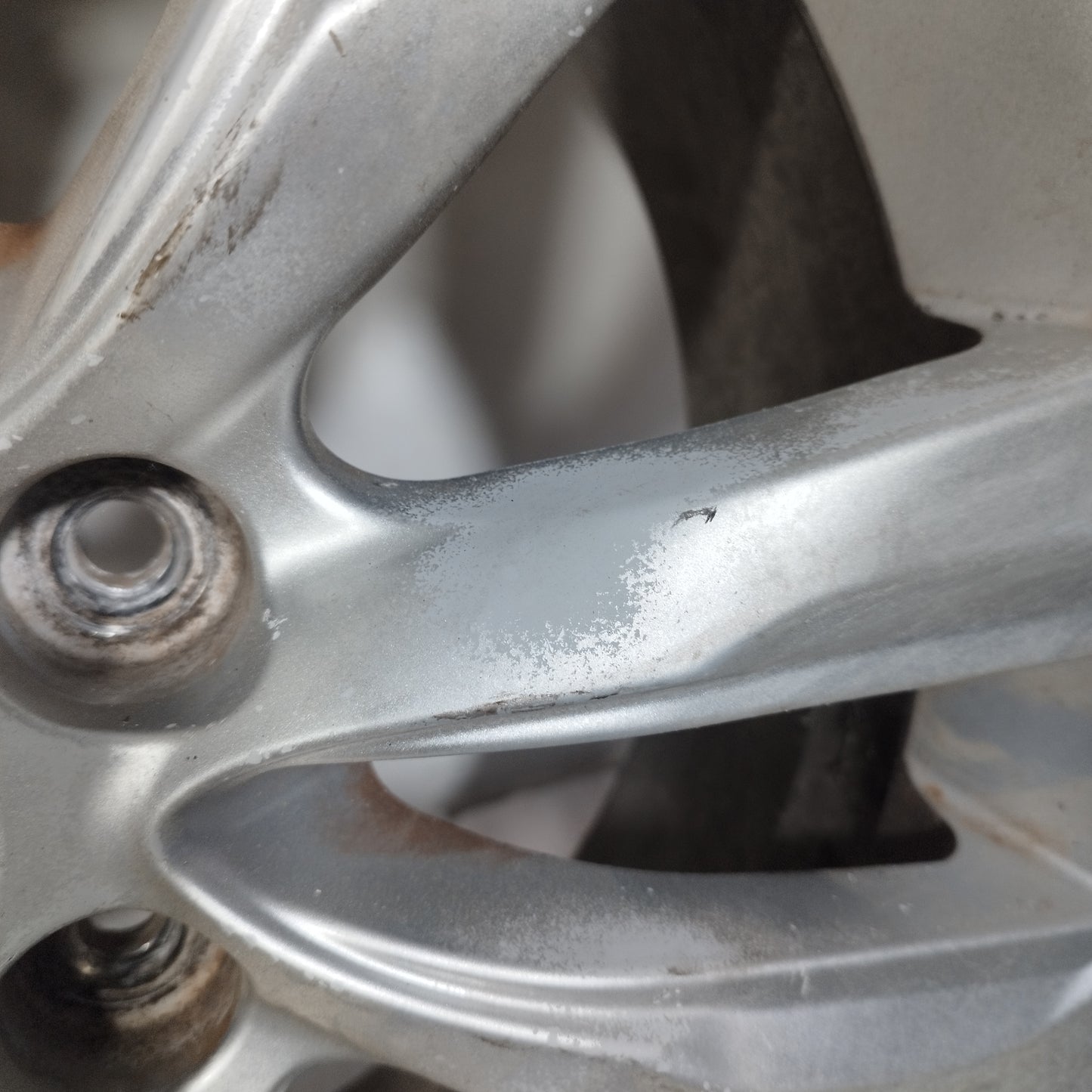 Alloy Wheels with Tires Kia Sorento 2012 ecoAC11656