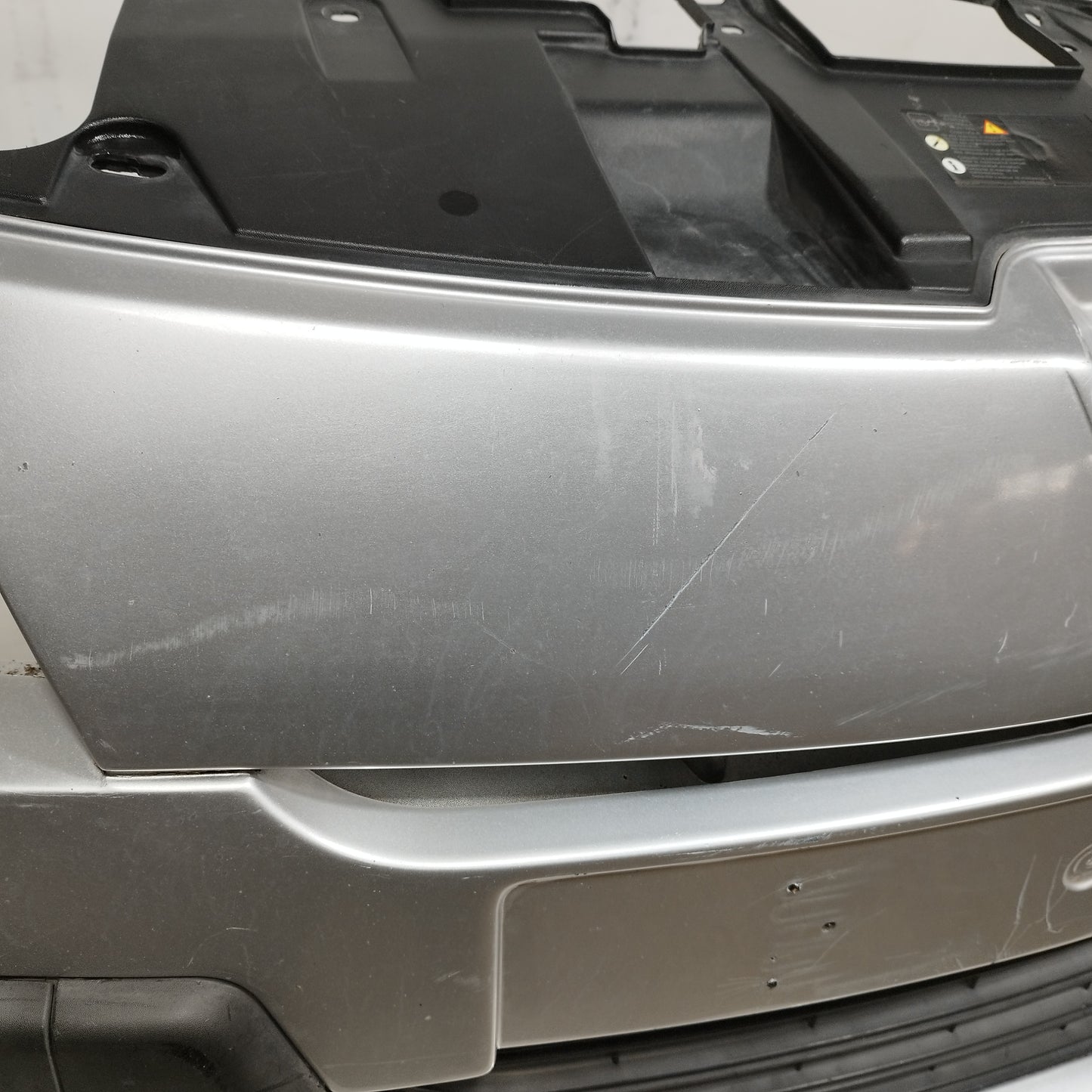 Paraurti anteriore grigio Renault Megane III 2008-2012ecoAC15193
