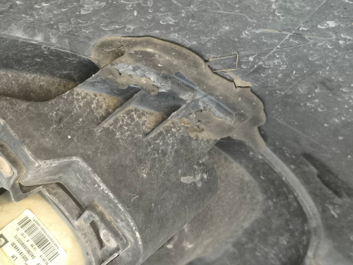 Paraurti anteriore nero plastica Opel Combo D anno 2012-2018  ecoAG9946