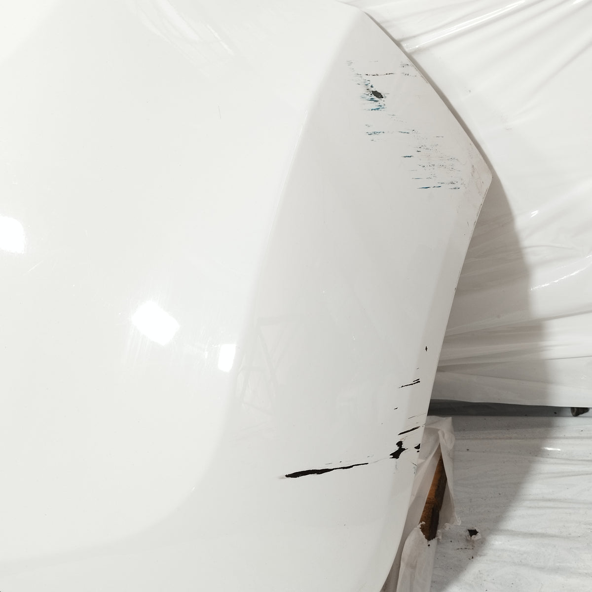 Paraurti posteriore bianco Chevrolet Spark (M300) 2010-2012 ecoAC17238