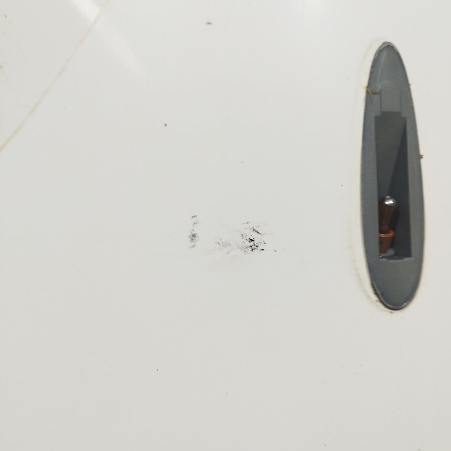 Parafango anteriore sx bianco Fiat Strada 2008 ecoAC9031