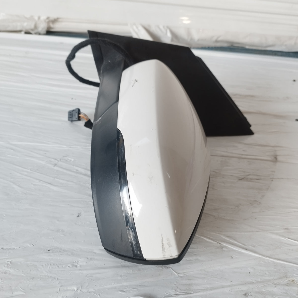Specchietto elettrico anteriore sx bianco Volkswagen Polo (6R / 6C) 2009-2017 6 fili ecoAC17575