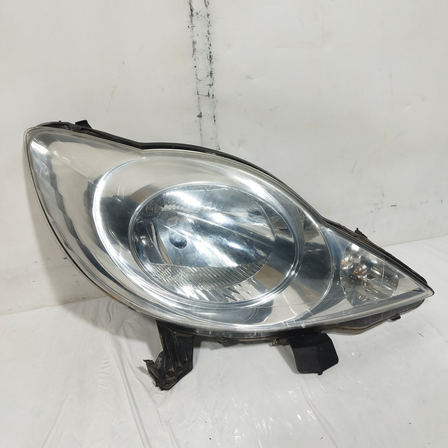 Fanale anteriore dx Peugeot 107 2007 Cod: 89033104 ecoAC15009