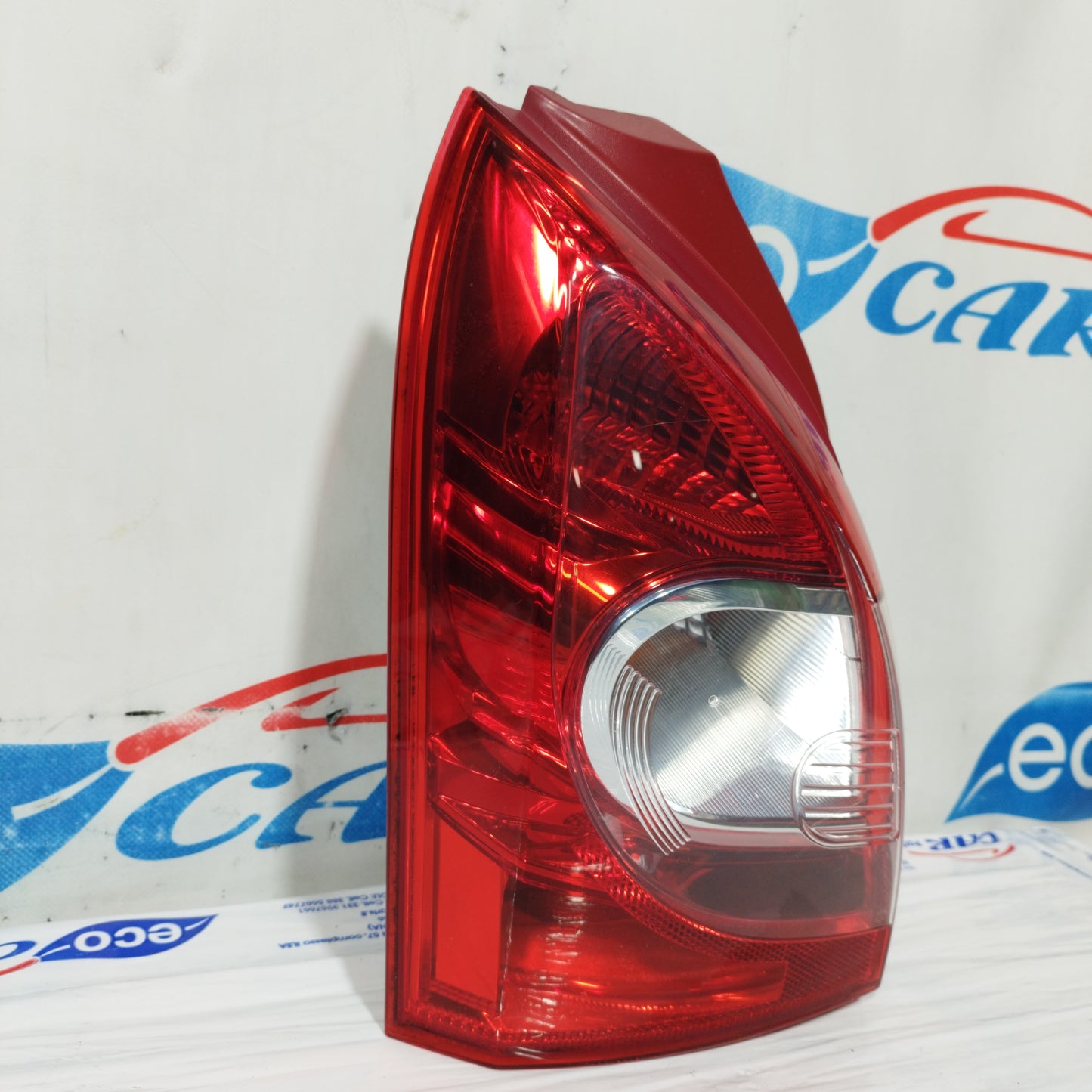 Linke Rückleuchte Renault Twingo 2012 ecoAC10588