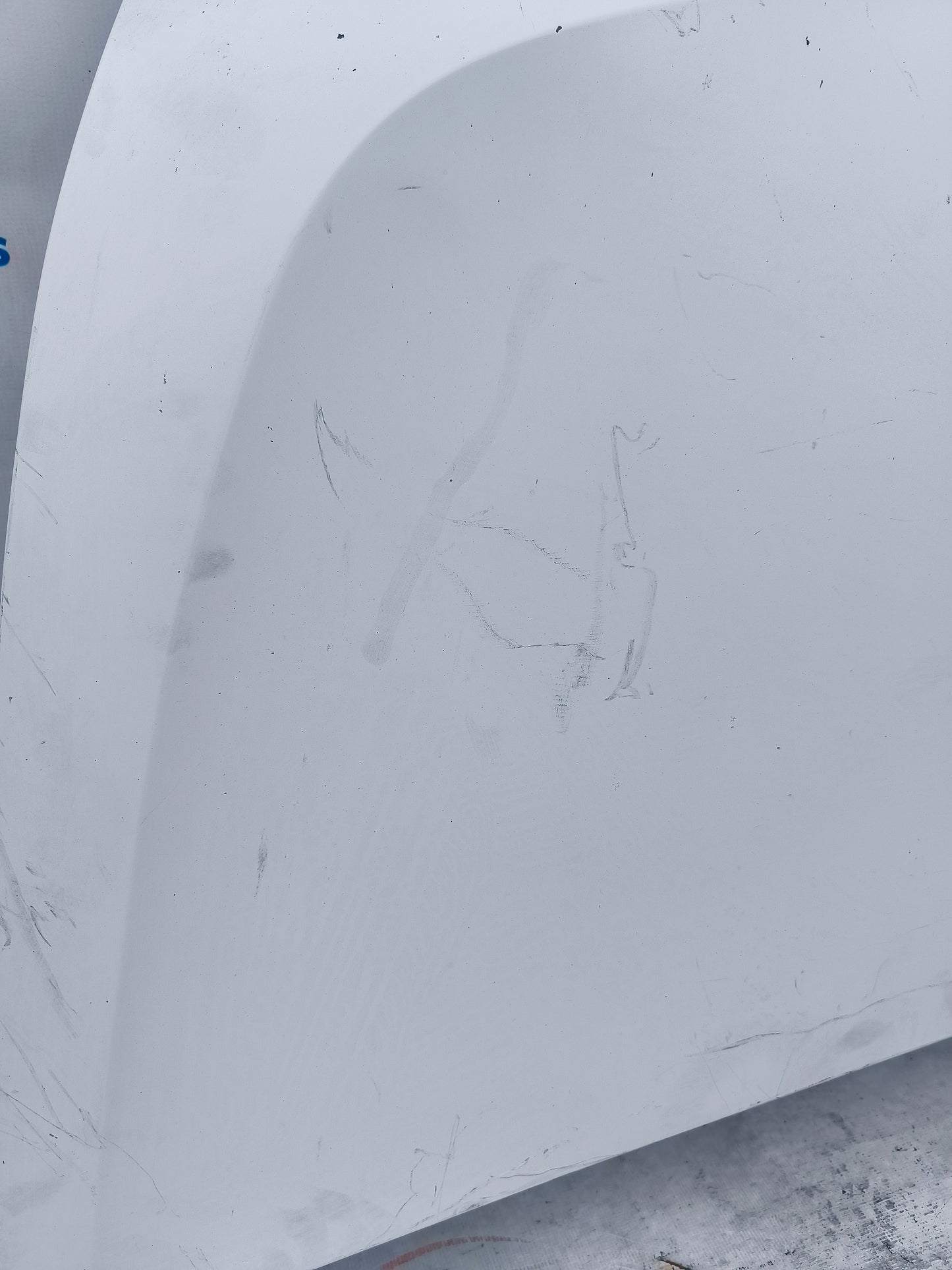 Renault Master 2018 ecoAG5716 weiße Motorhaube