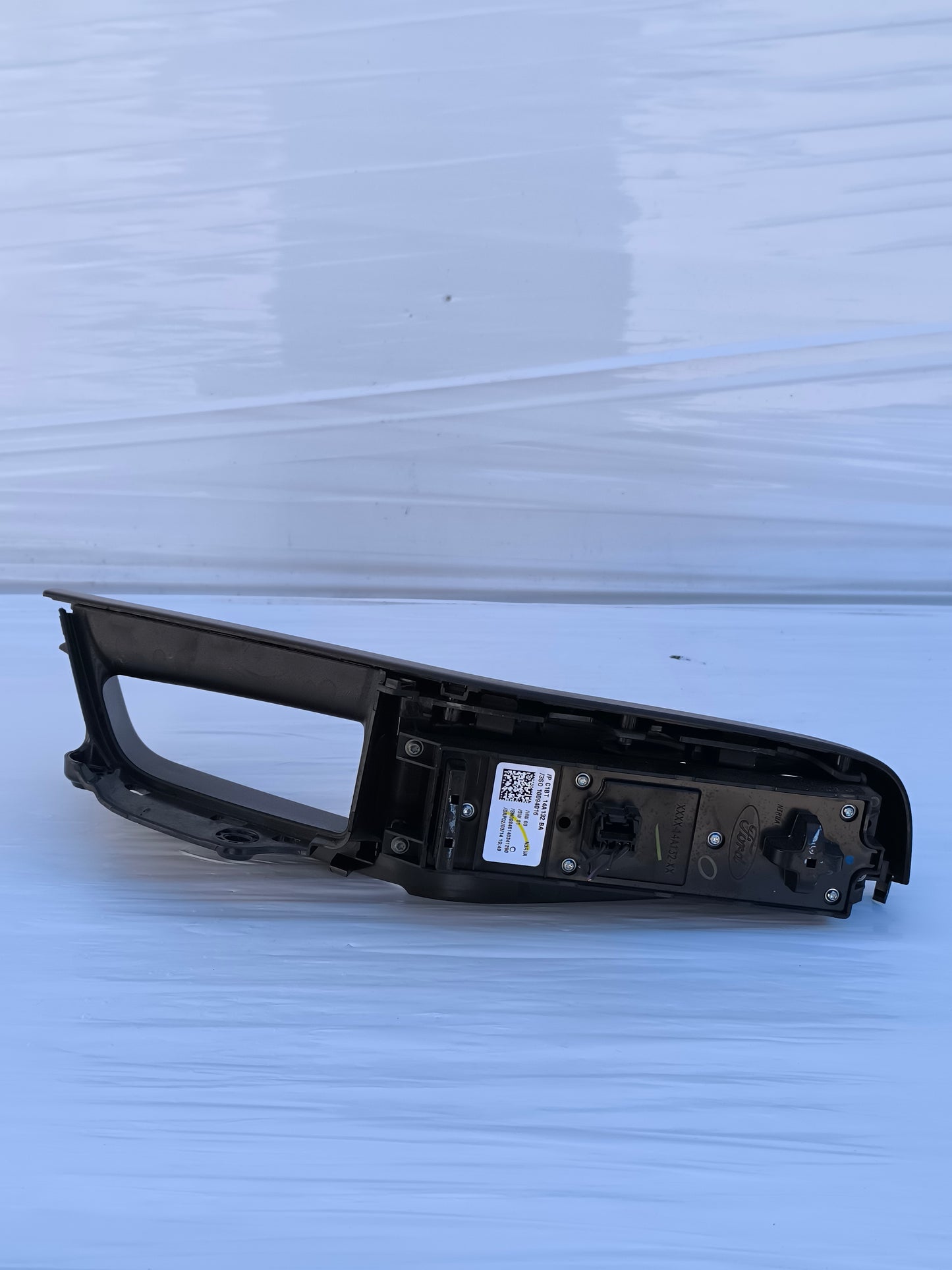 Pulsantiera anteriore sx Ford Fiesta anno 2012 (2 tasti) cod: C1BT14A132BA ecoAG8310