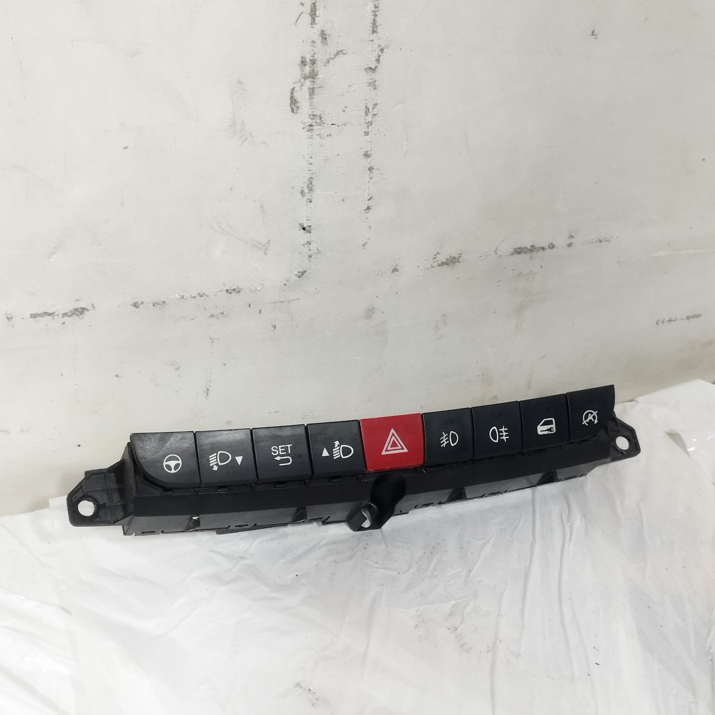 Pulsantiera 4 frecce Fiat 500L (330) 2012-2017 cod: 735587841 ecoAC16333
