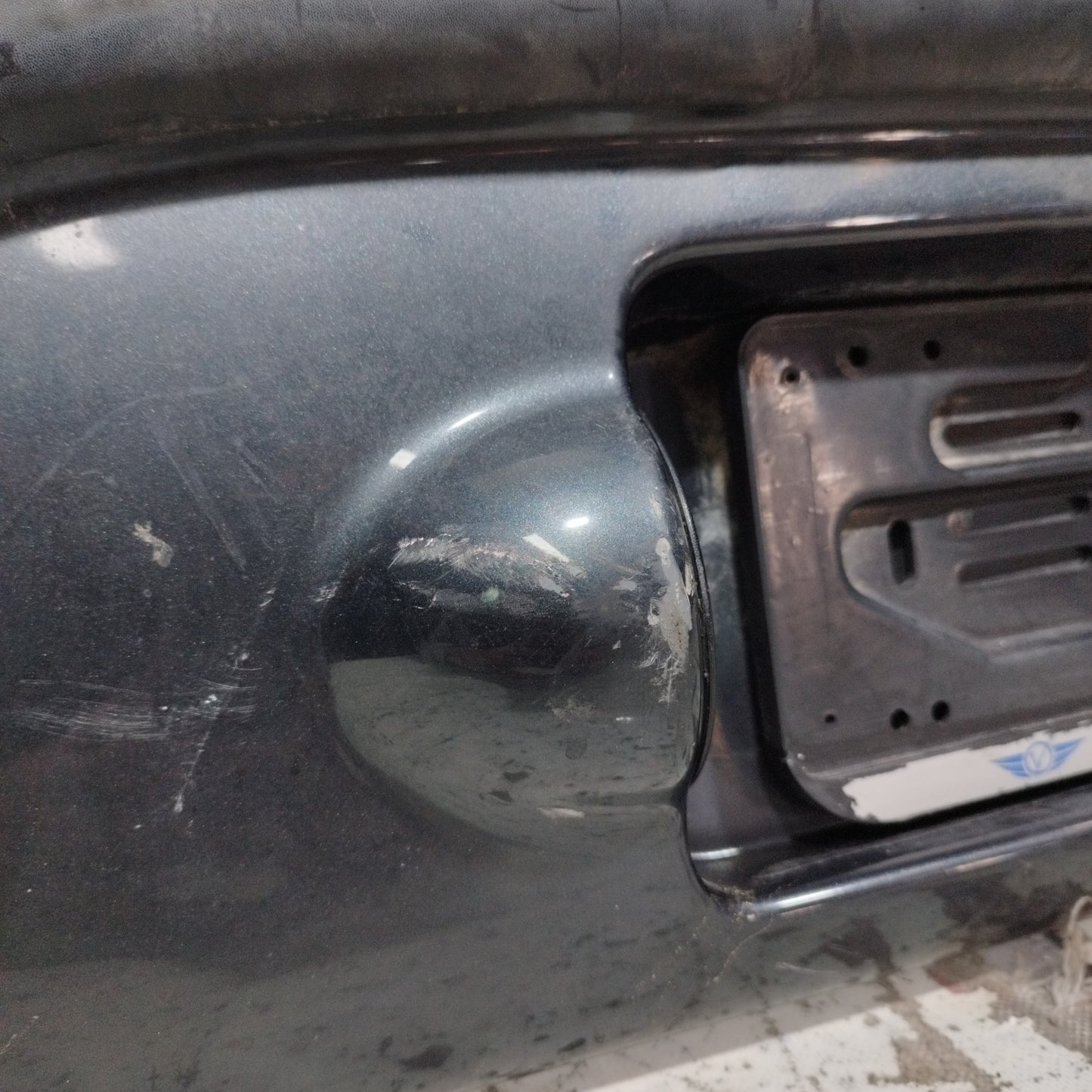 Peugeot 107 2012 ecoAC10828 Heckstoßstange in Metallic-Grau