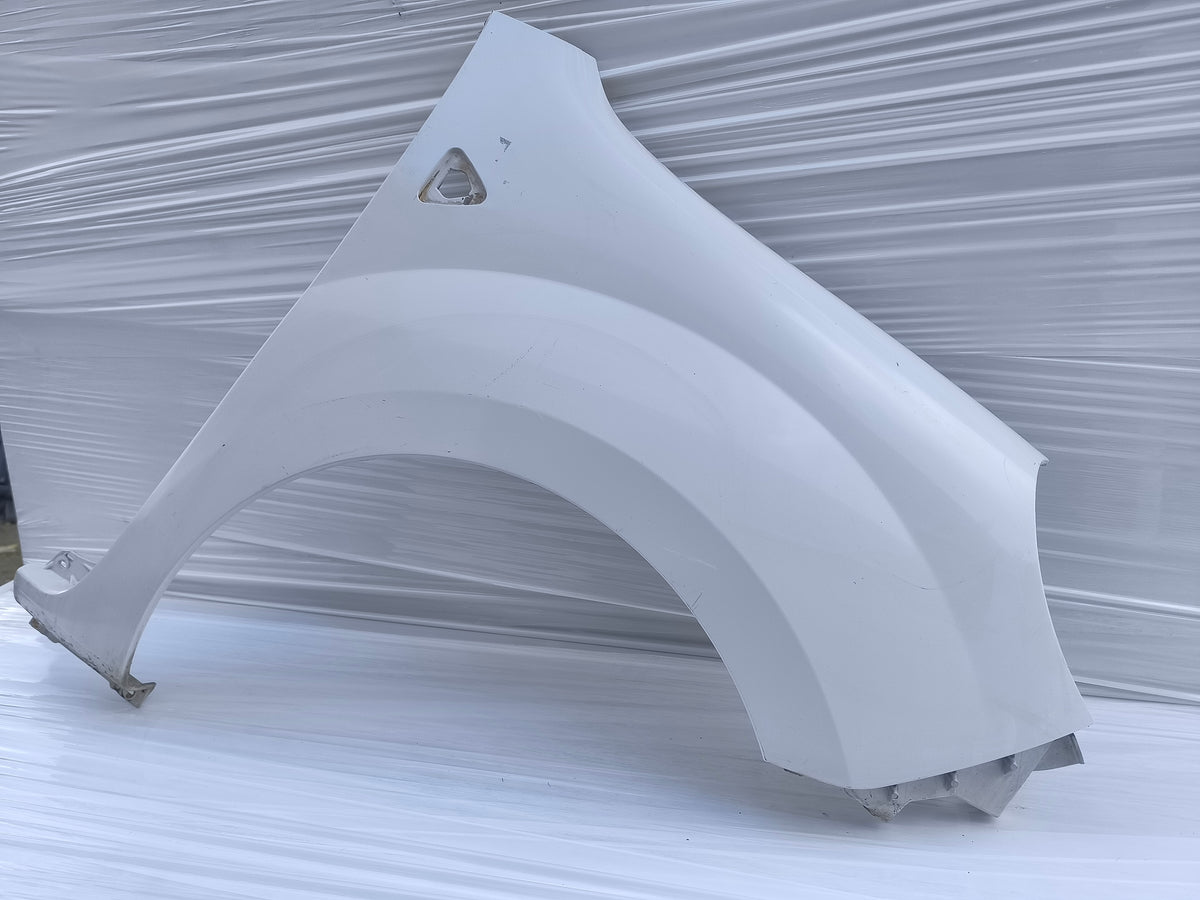 Parafango dx bianco Renault Kangoo II anno 2008-2013 ecoAG9998