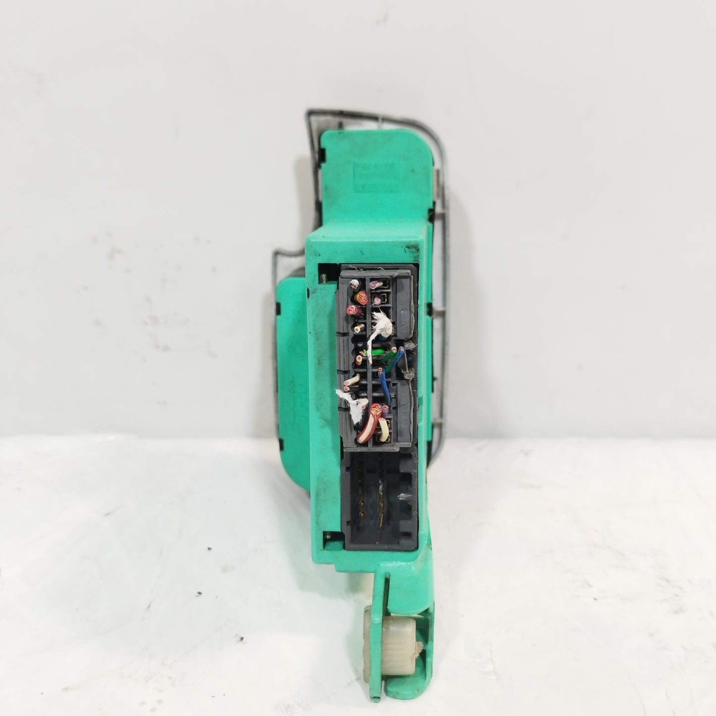 Pulsantiera anteriore sx Alfa Romeo GT 2004 Cod: 156042196 ecoAC9799