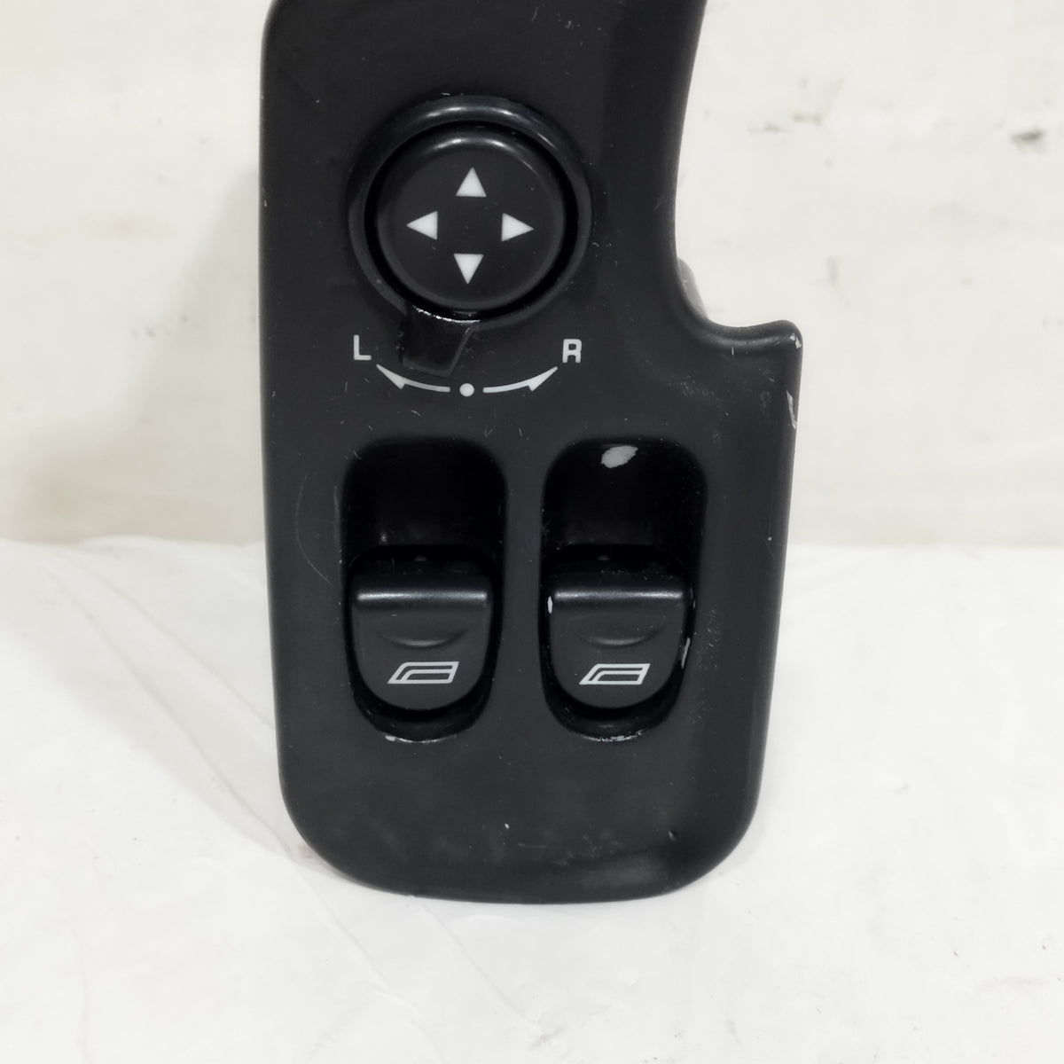 Pulsantiera anteriore sx Alfa Romeo 147 2000-2010 cod:735263175 ecoAC16772