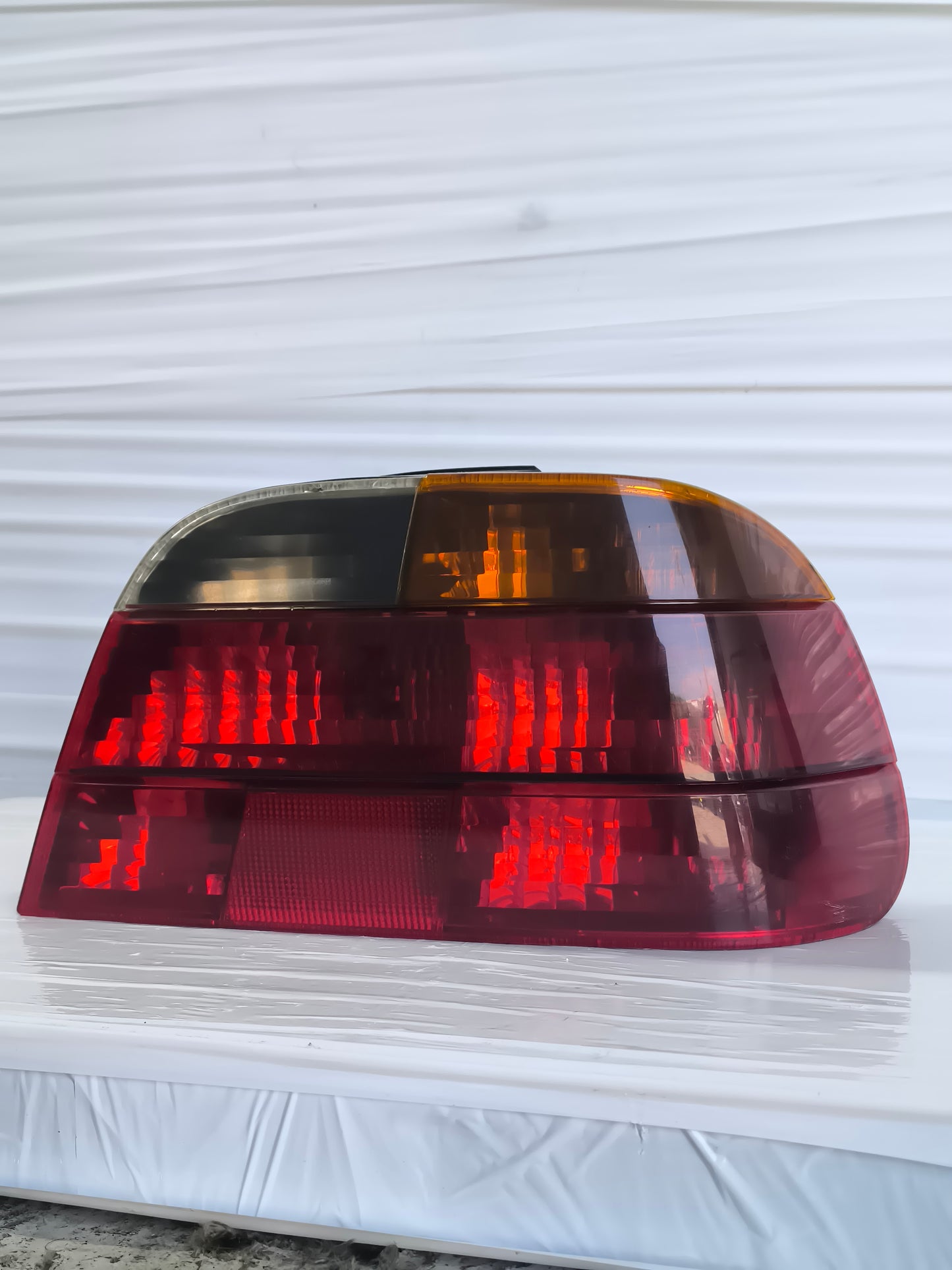 Fanale posteriore dx Bmw serie 7 E38 1994-2001 ecoAG8509