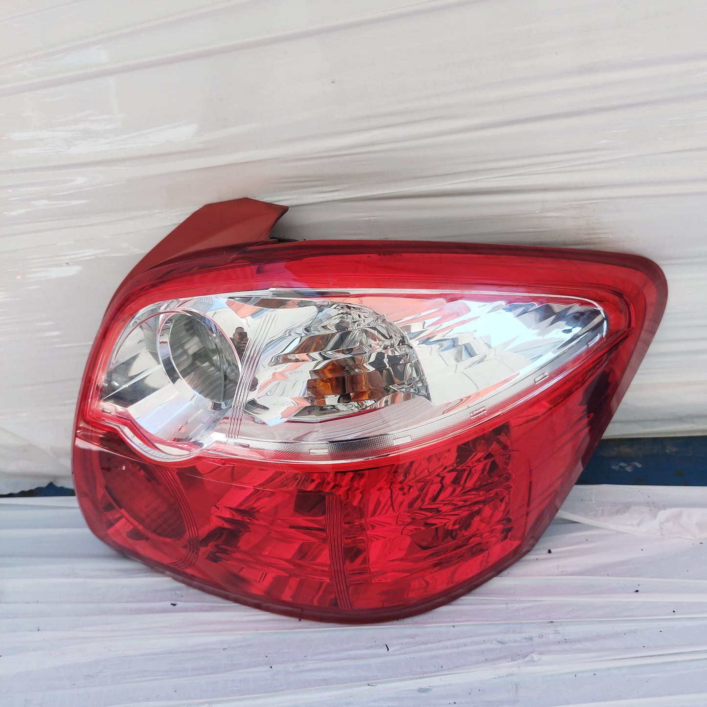 Fanale posteriore dx Toyota Auris (E15) 2010-2012 cod: 81550-02550 ecoDM283